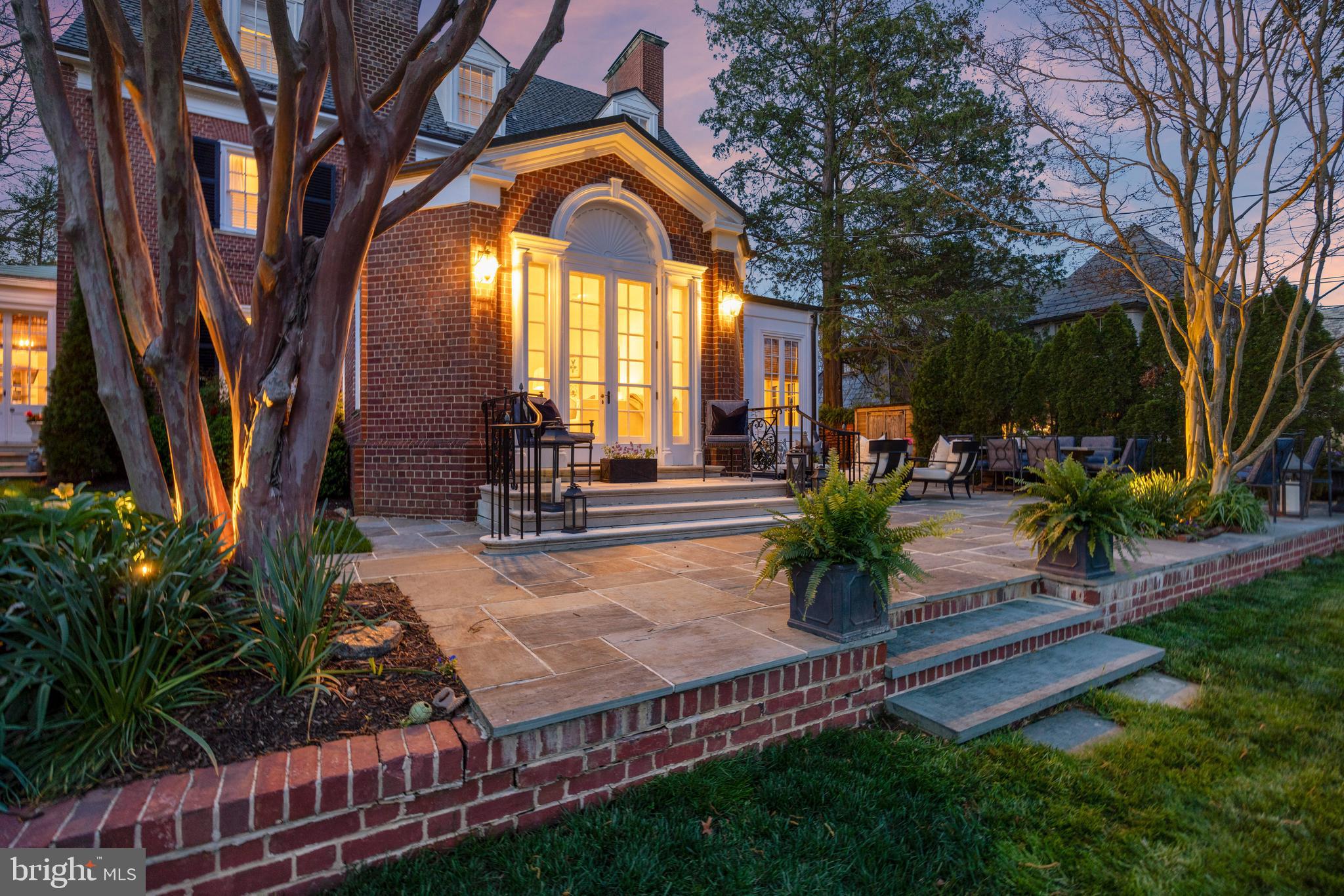 HOMELAND HISTORIC DISTRICT - Residential