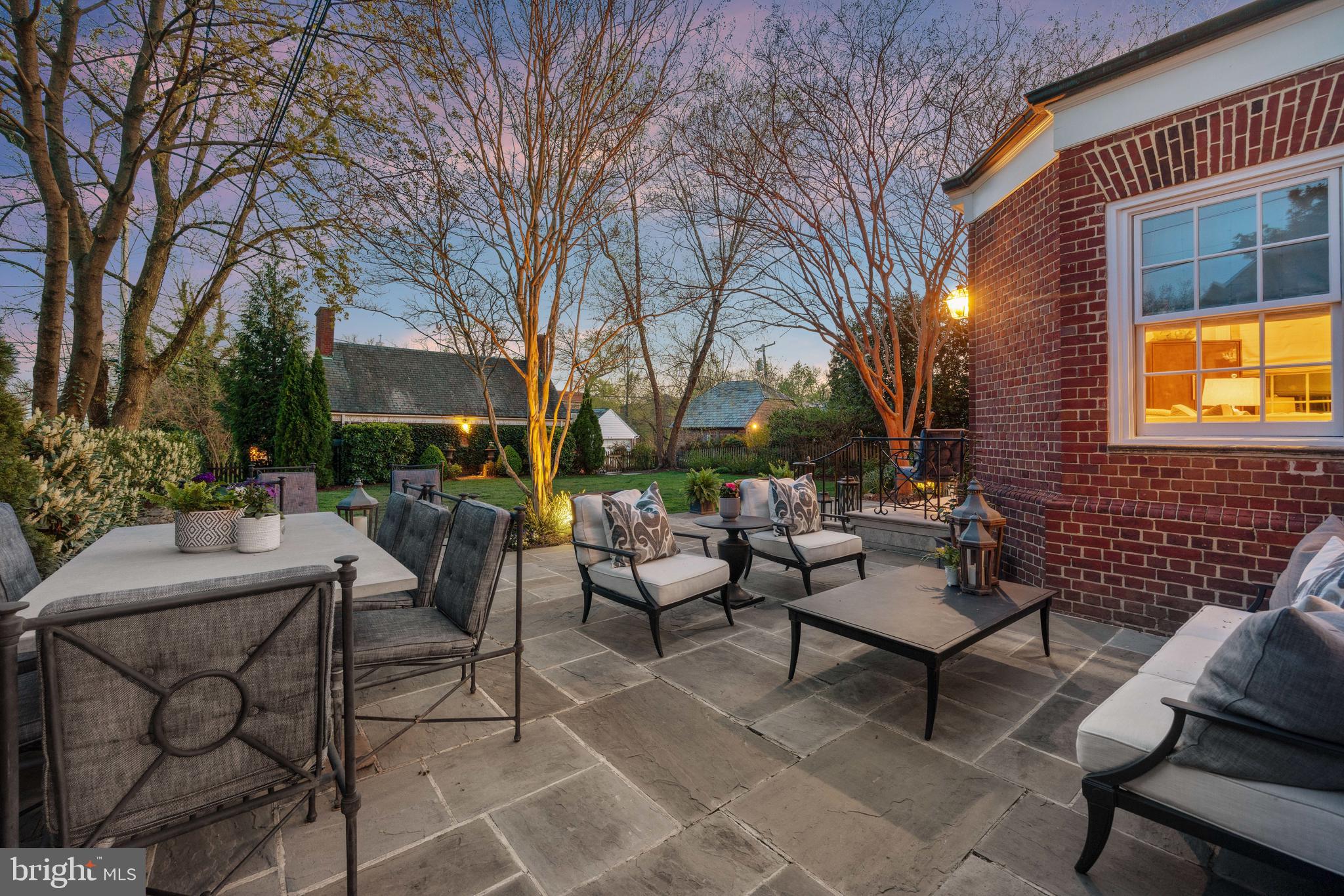 HOMELAND HISTORIC DISTRICT - Residential