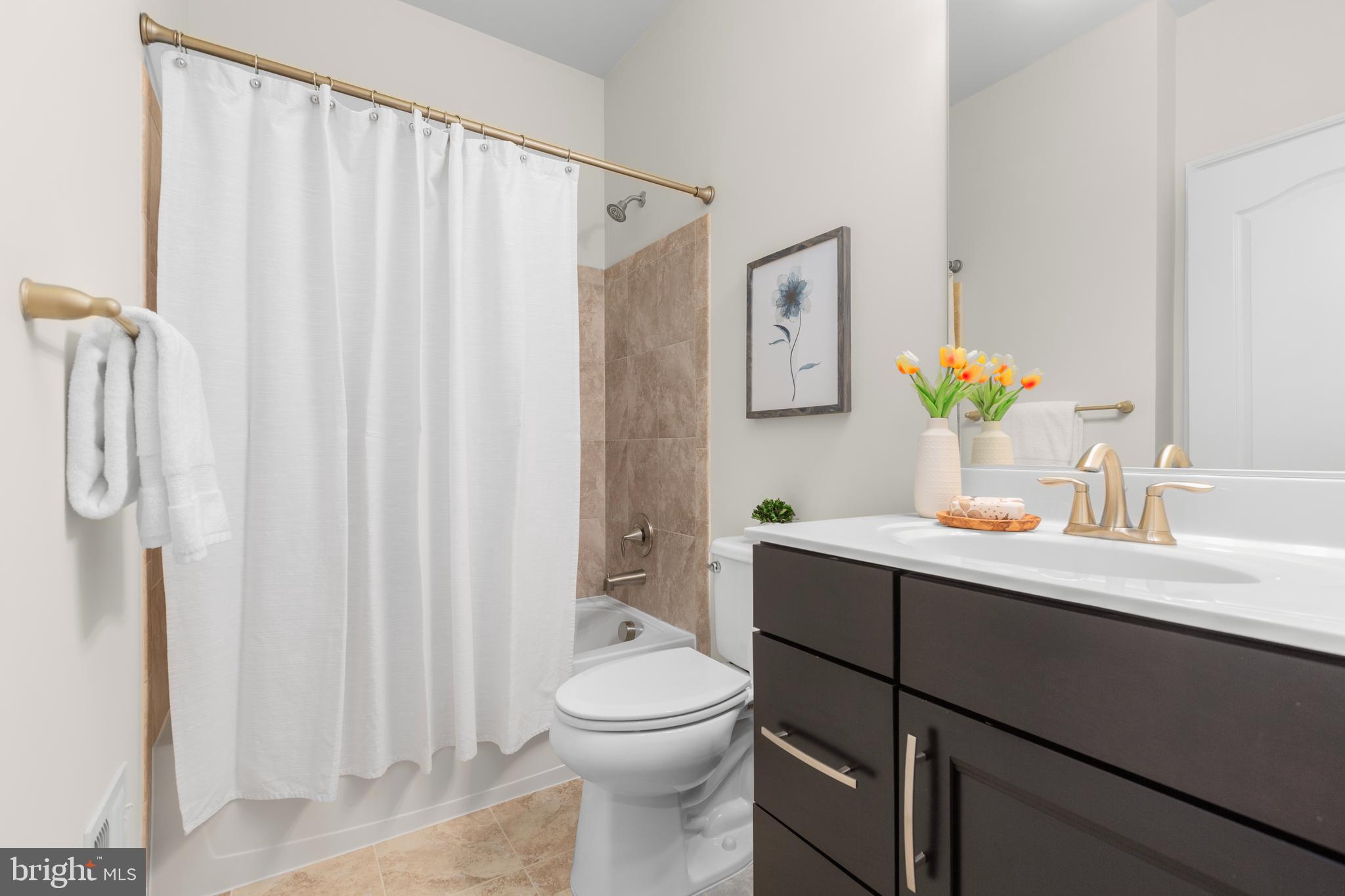 VIRGINIA HERITAGE AT LEE'S PARK - Residential