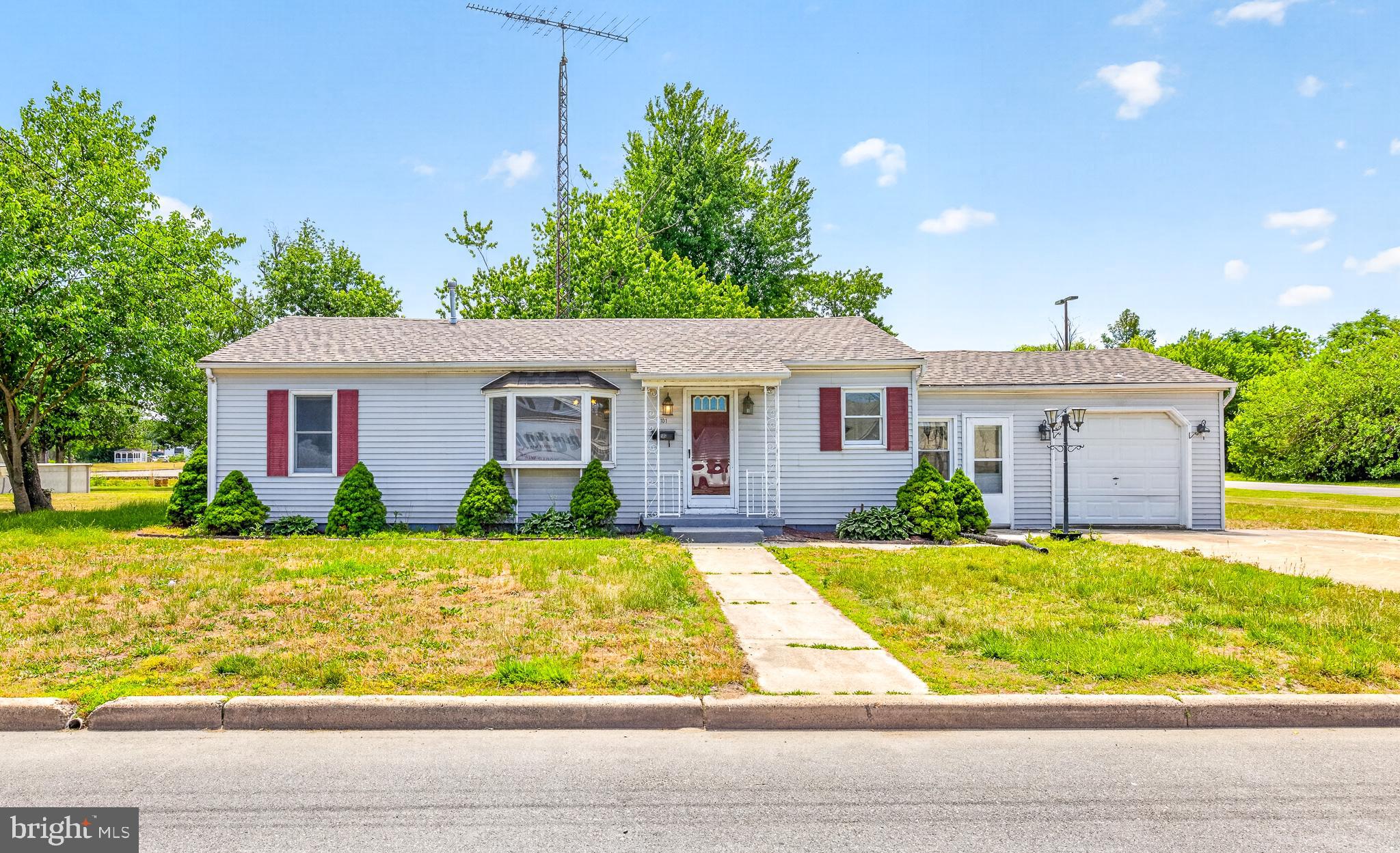 101 E LIBERTY STREET