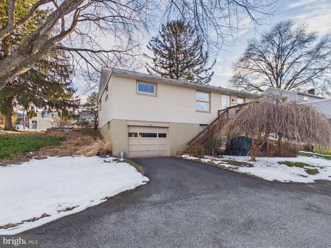 Tiny photo for 20 Circle Road, MILLERSVILLE, PA 17551 (MLS # PALA2083676)
