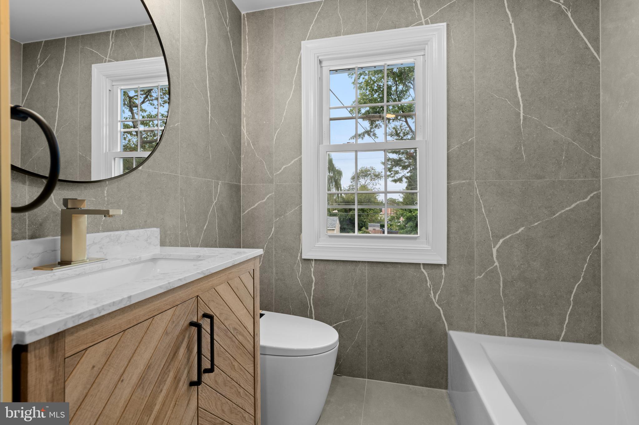 SOMERTON - Residential