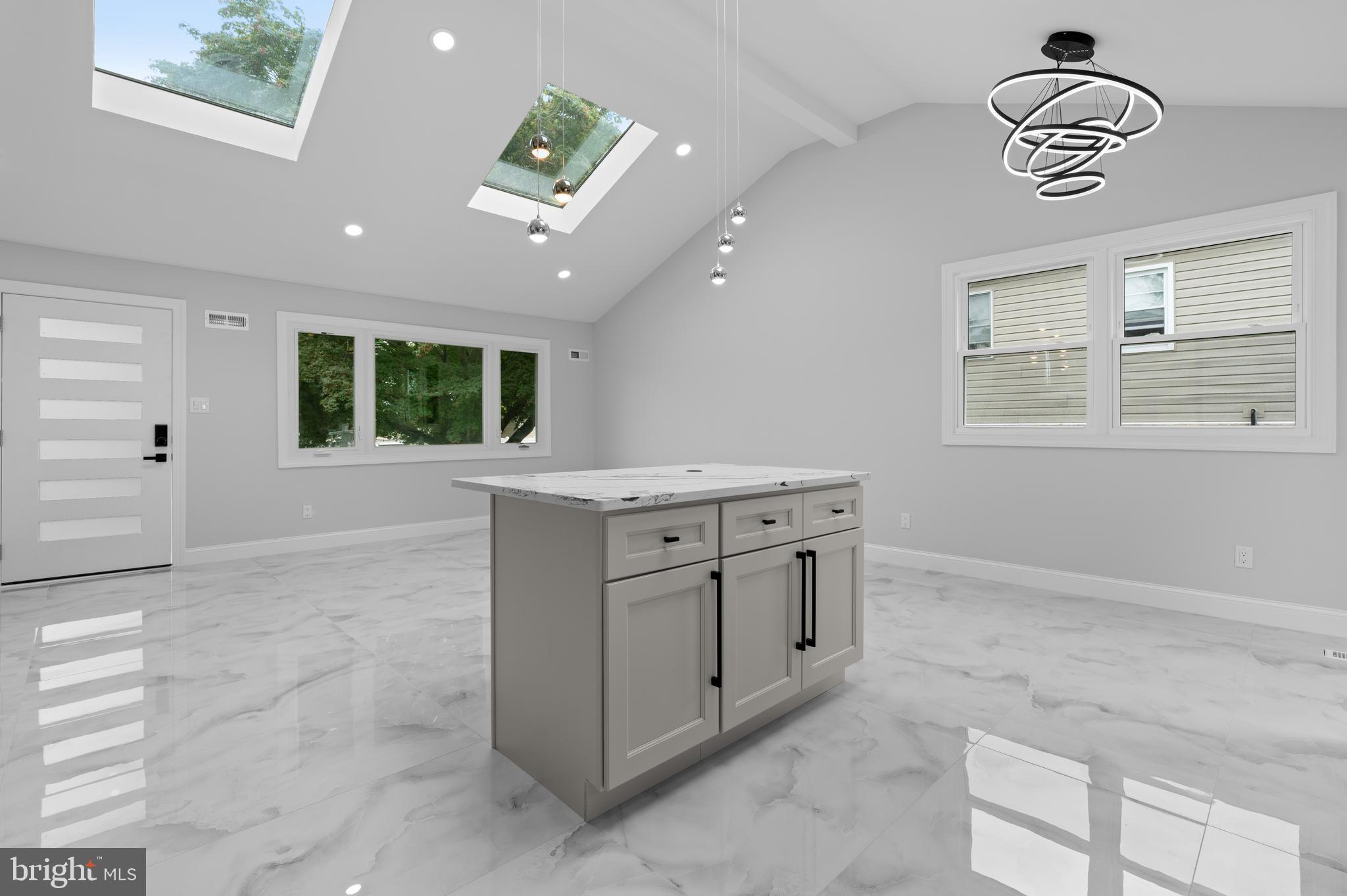 SOMERTON - Residential