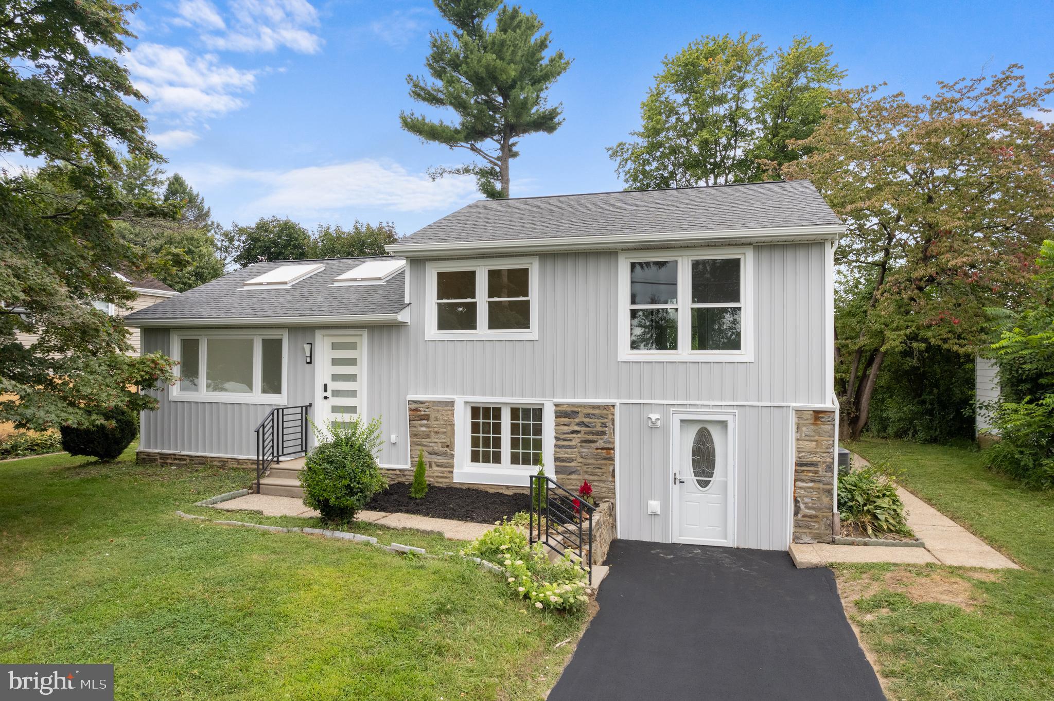 SOMERTON - Residential