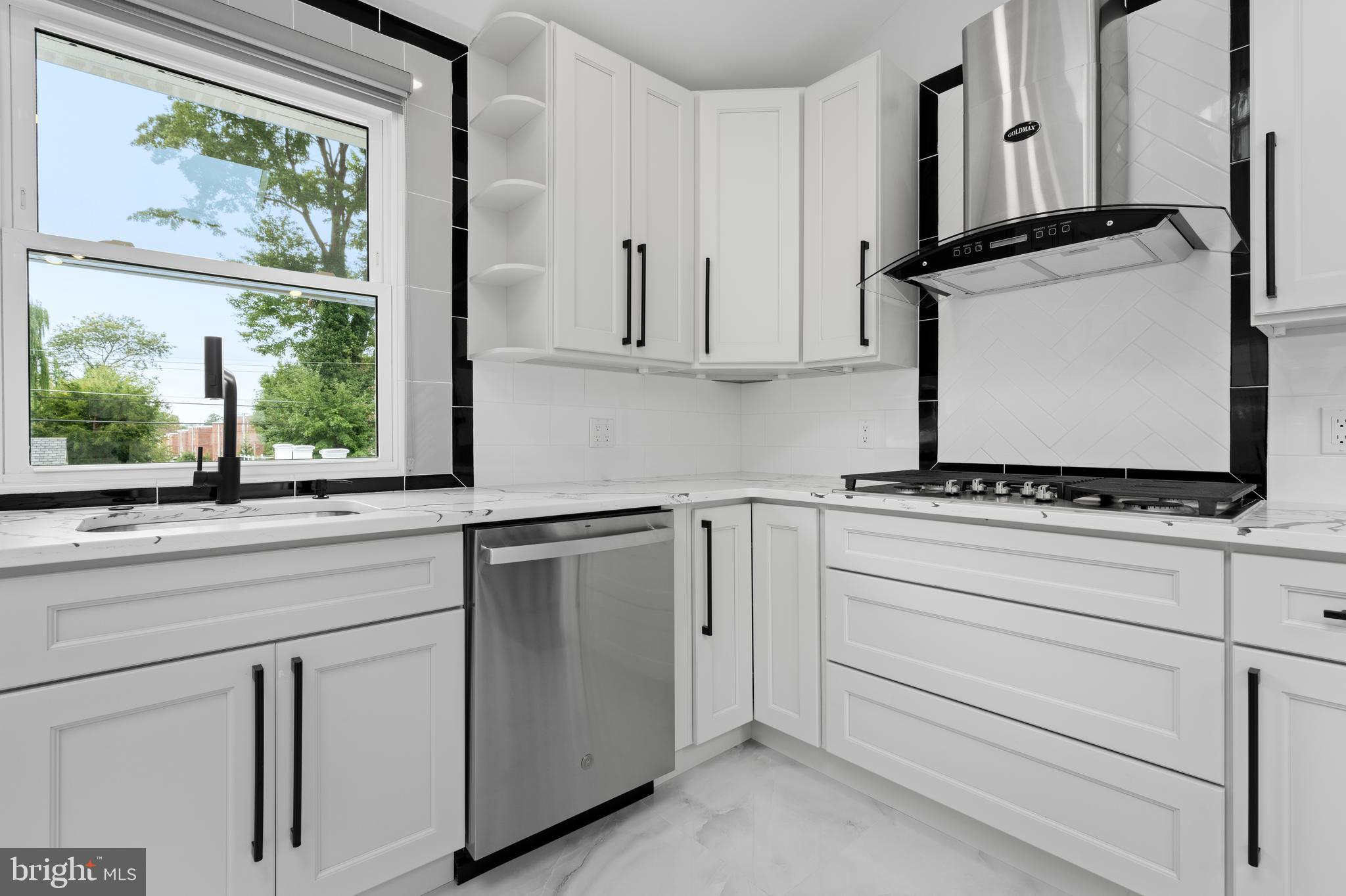 SOMERTON - Residential