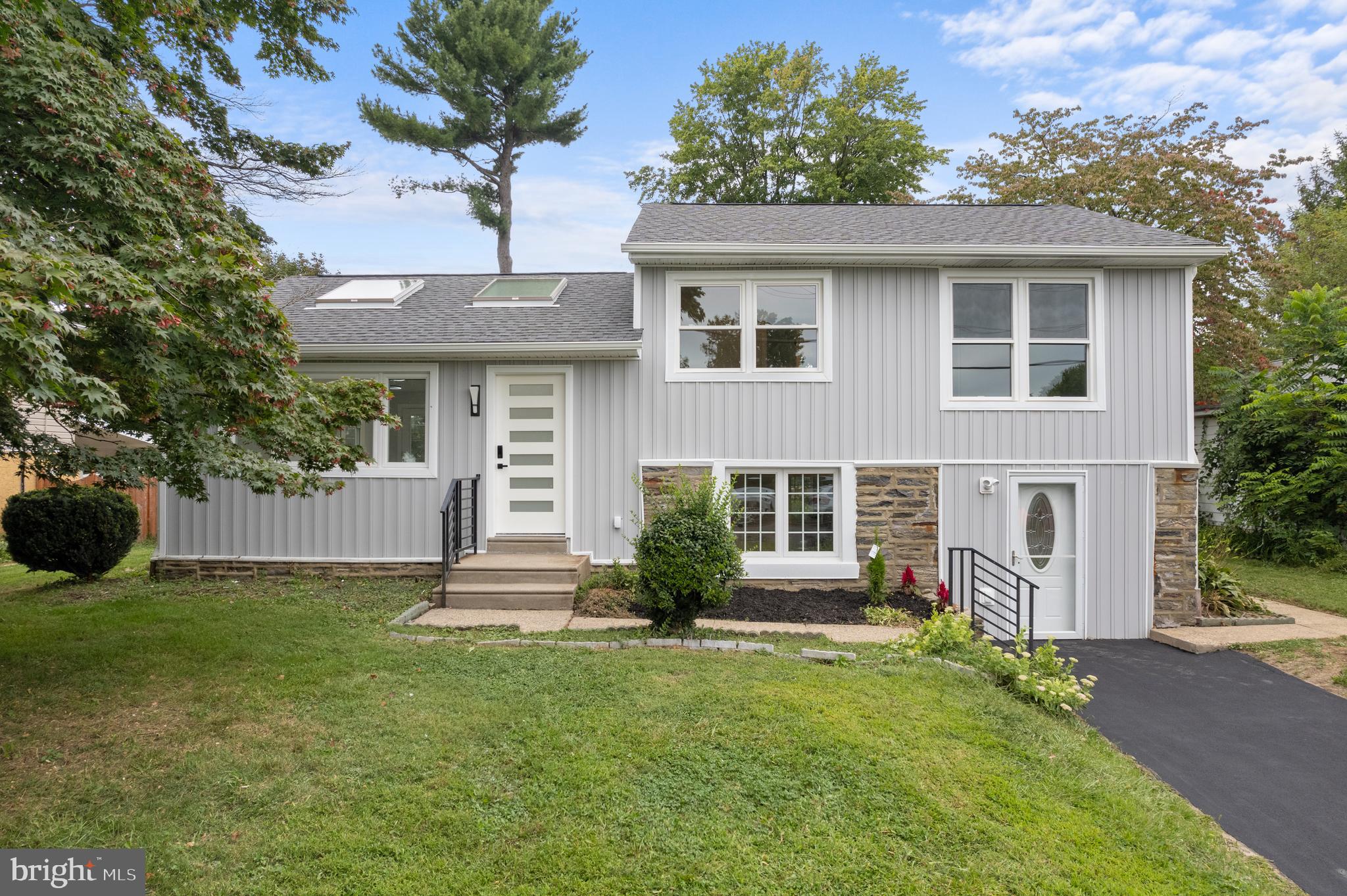 SOMERTON - Residential