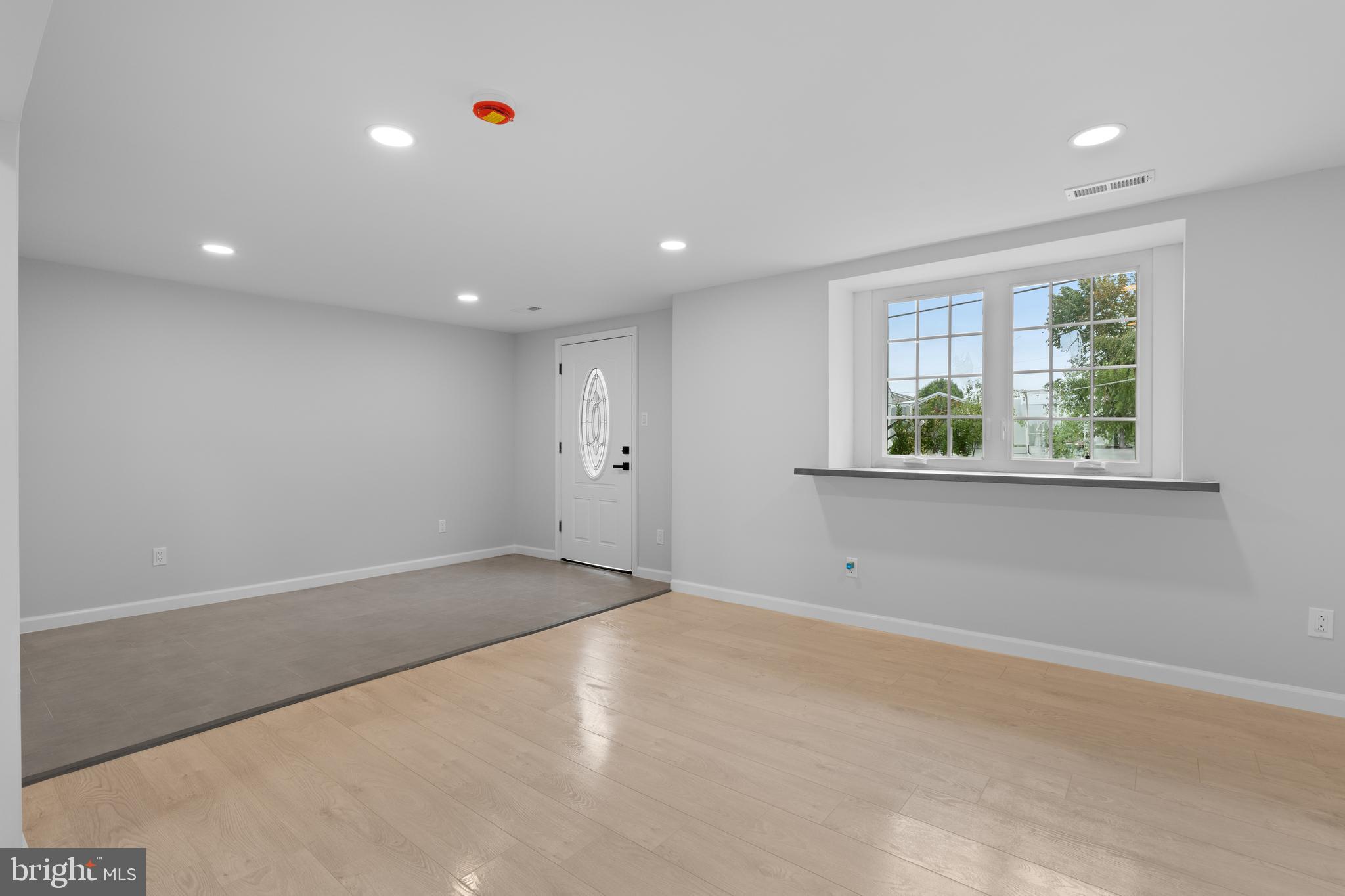 SOMERTON - Residential