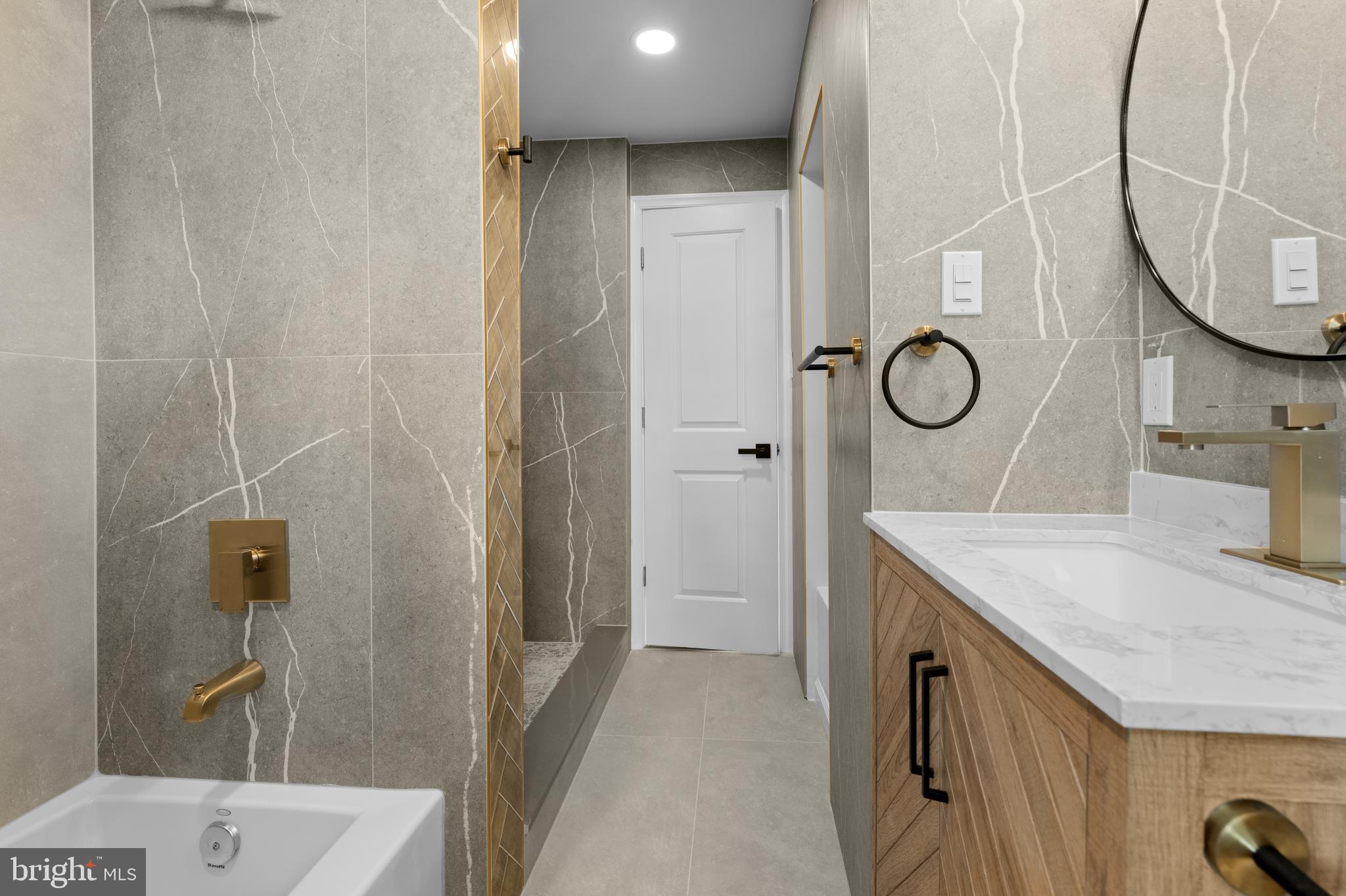 SOMERTON - Residential