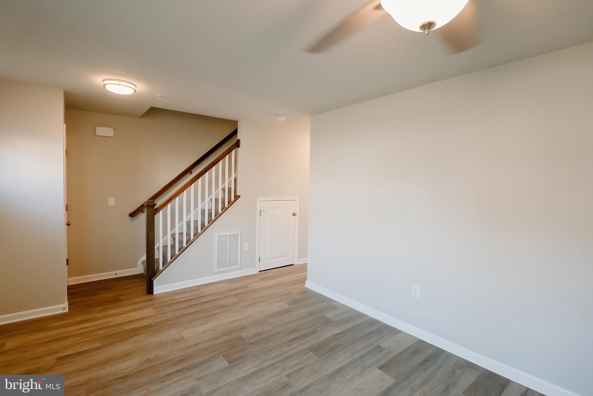 WATERFORD SQUARE - Residential