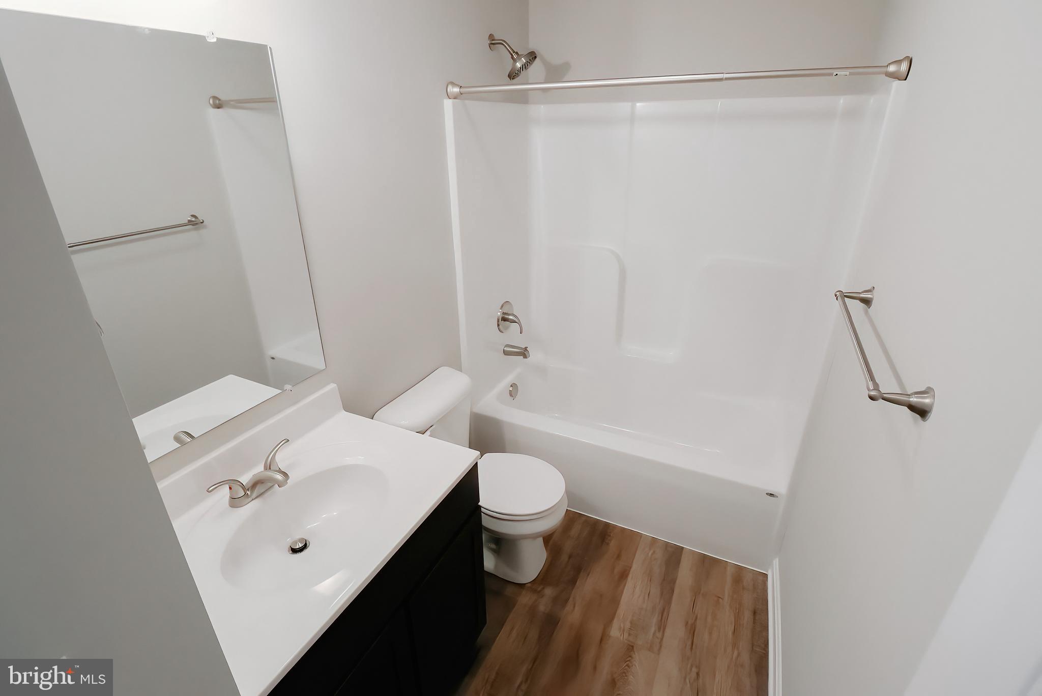 WATERFORD SQUARE - Residential