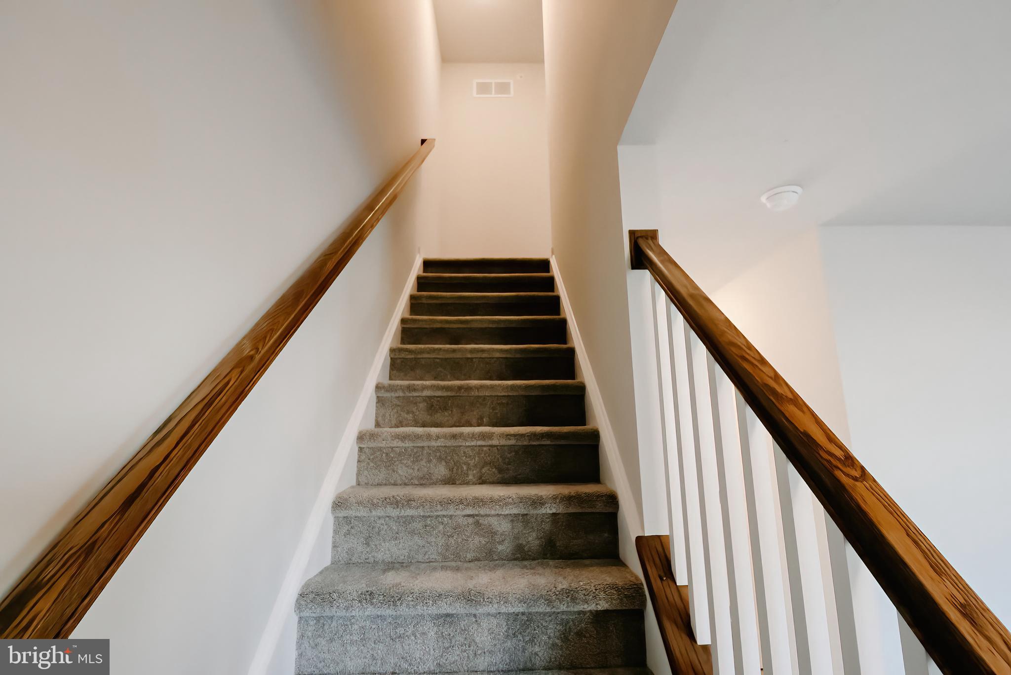 WATERFORD SQUARE - Residential