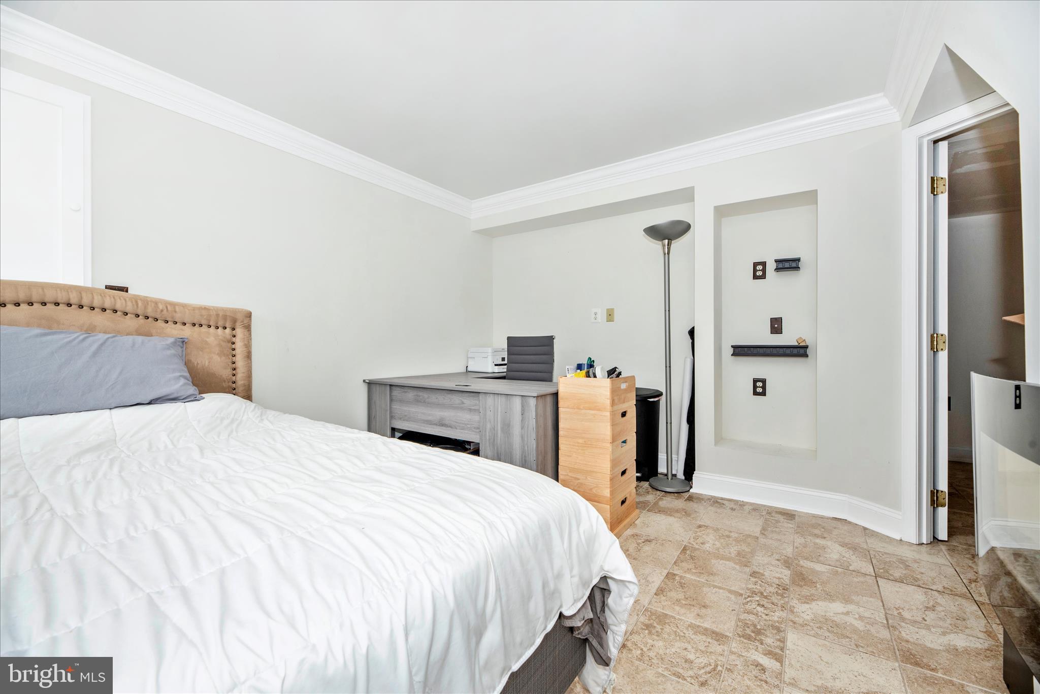 ORCHARD HILLS - Residential