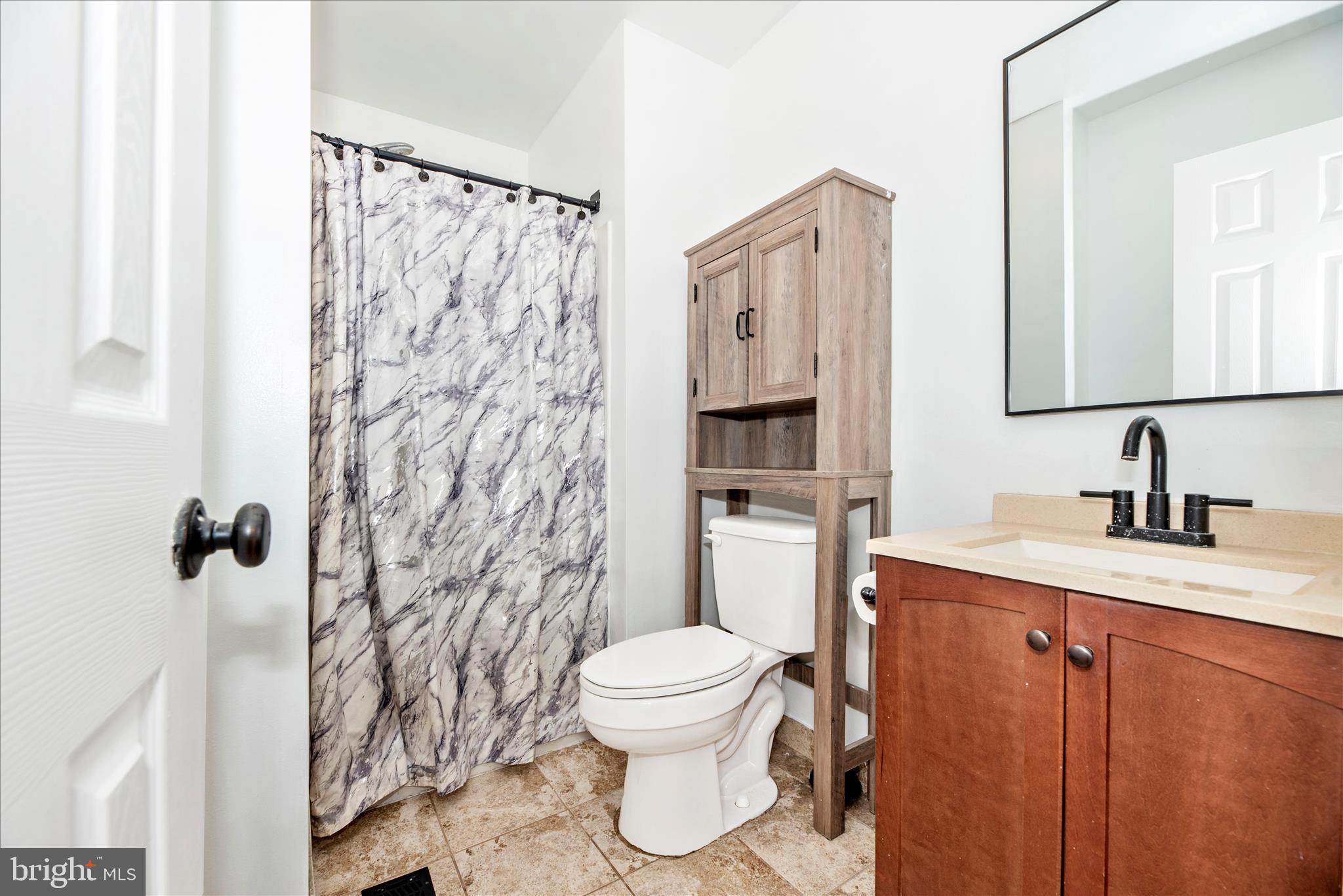 ORCHARD HILLS - Residential
