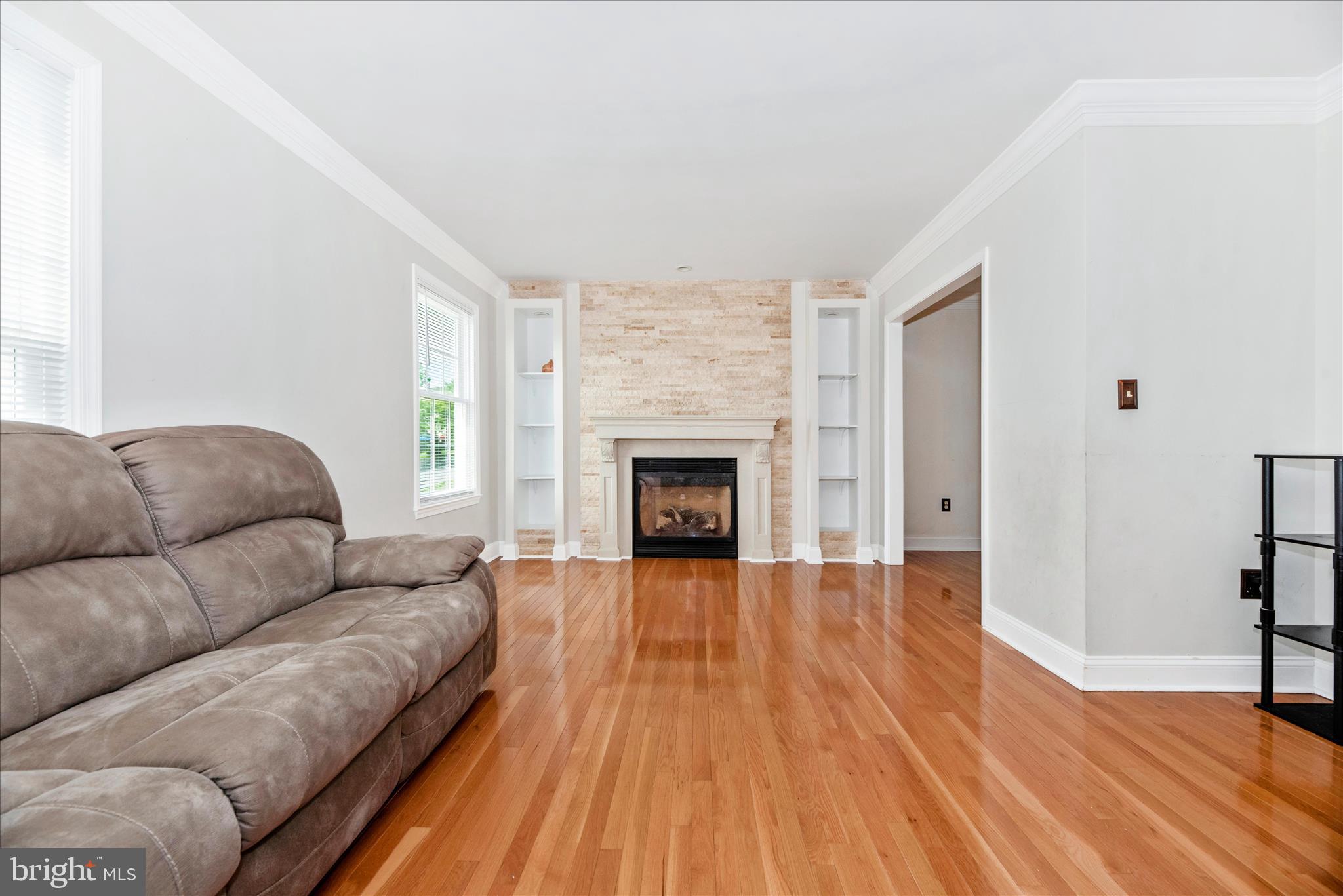 ORCHARD HILLS - Residential