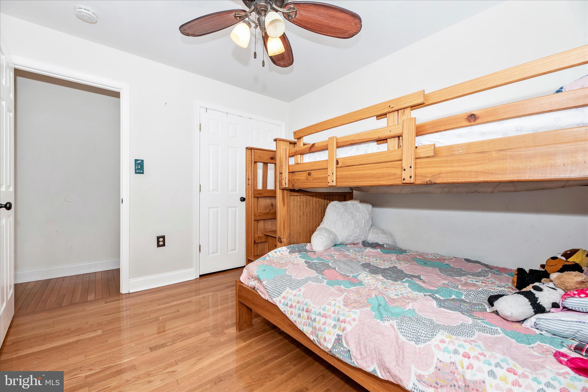ORCHARD HILLS - Residential