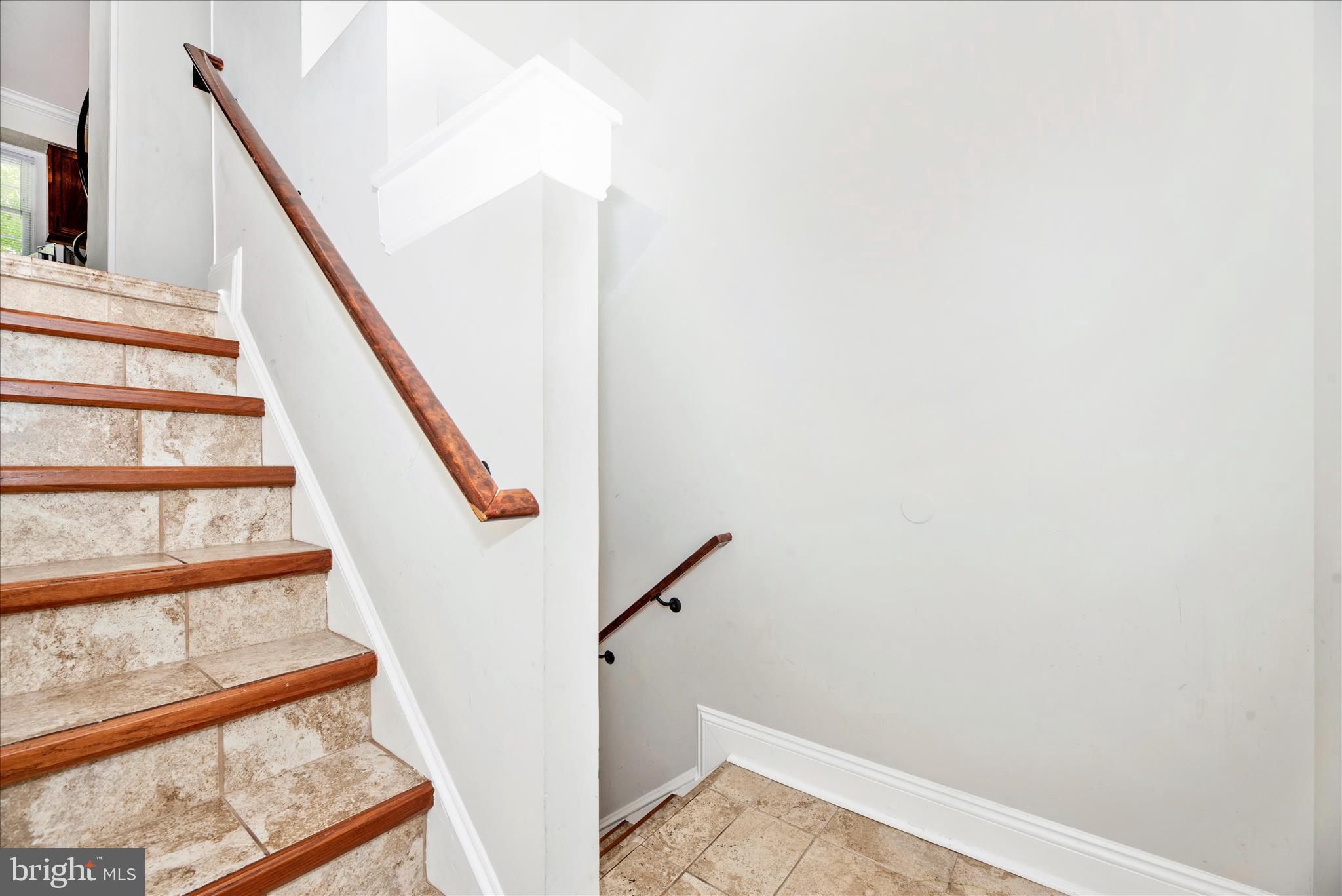 ORCHARD HILLS - Residential
