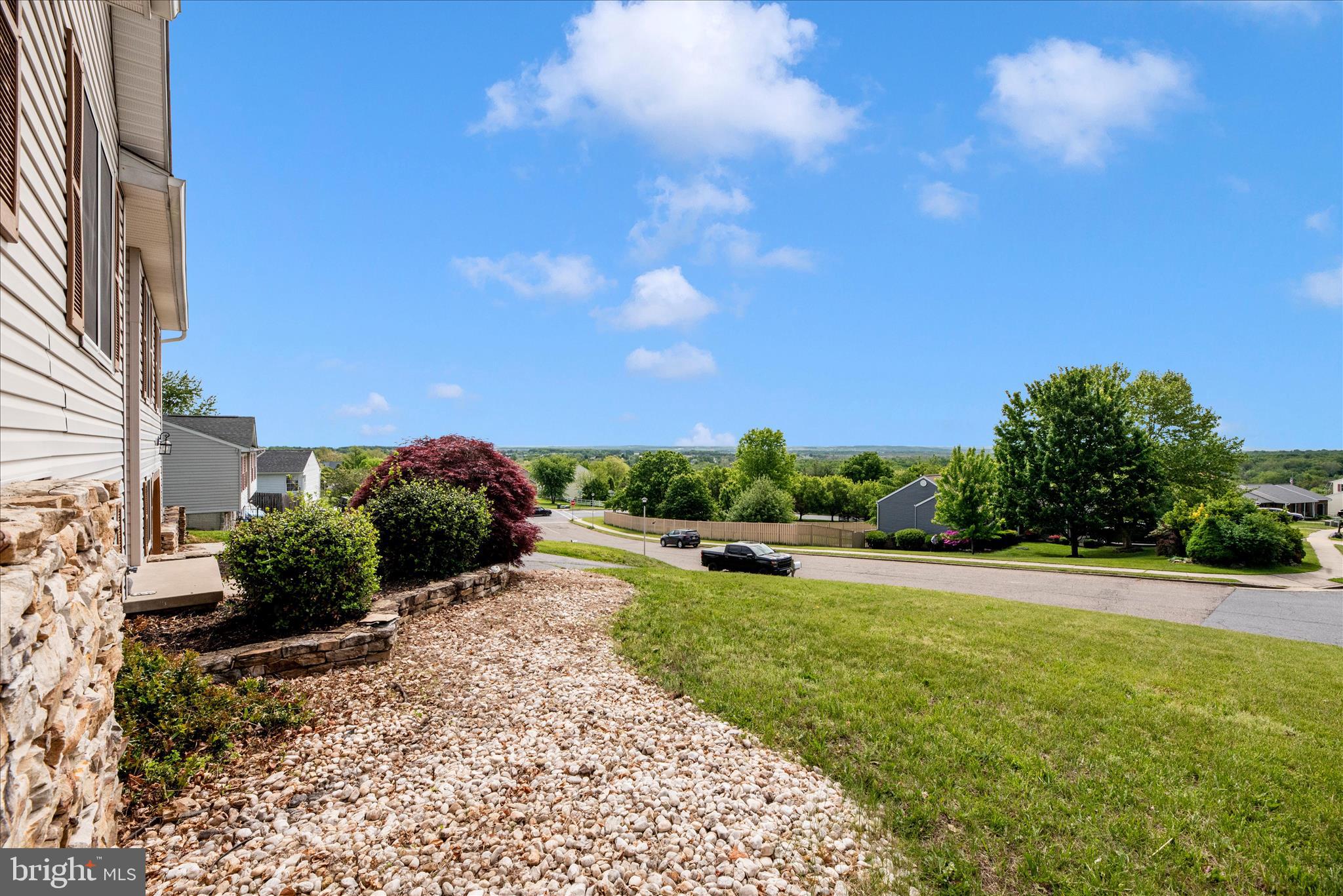 ORCHARD HILLS - Residential