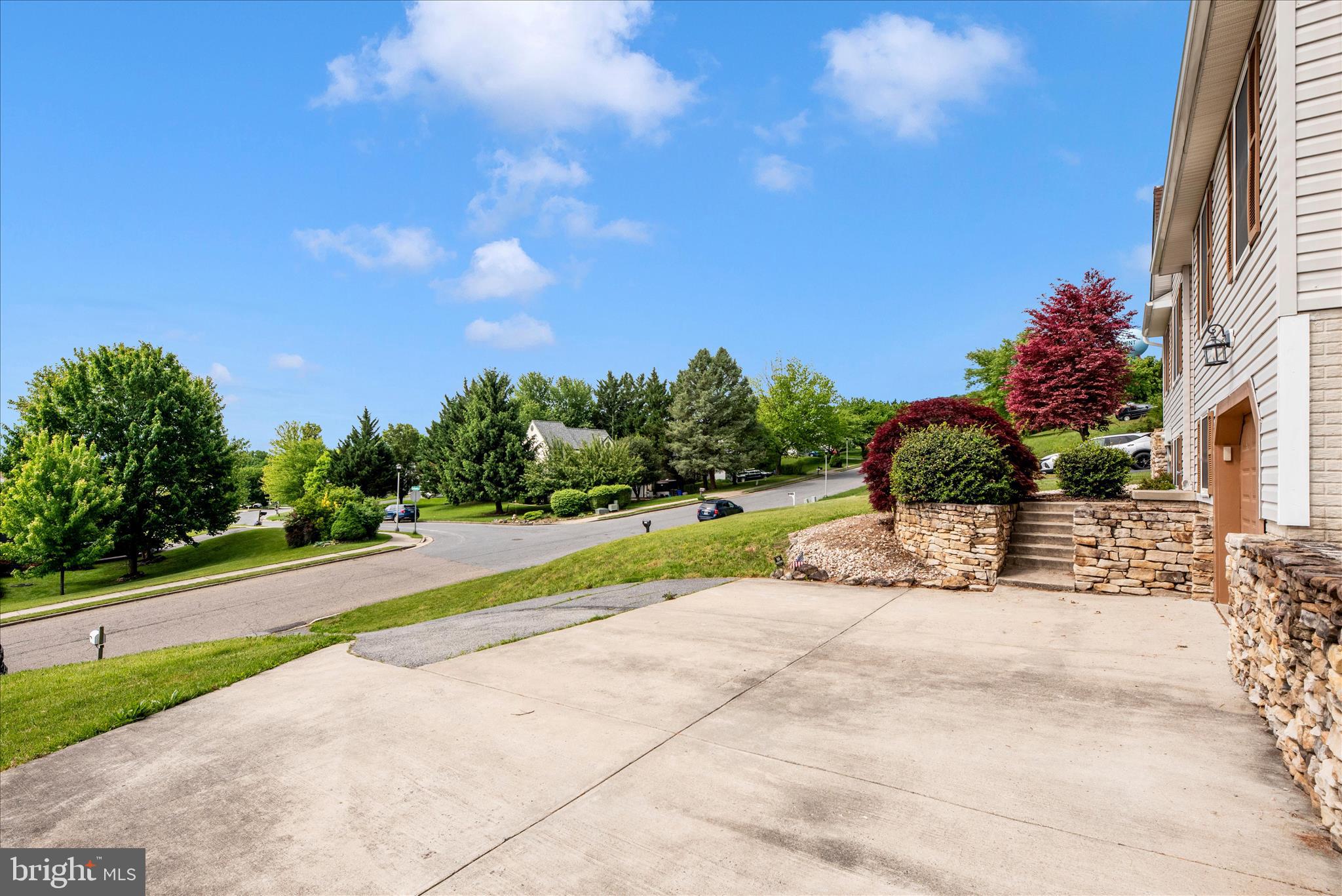 ORCHARD HILLS - Residential