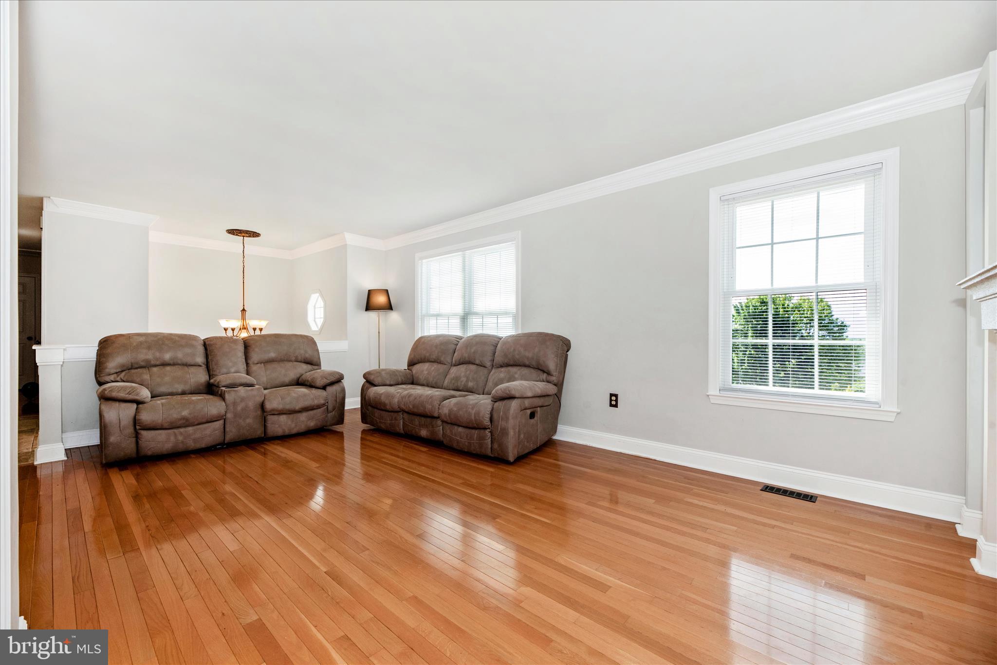 ORCHARD HILLS - Residential