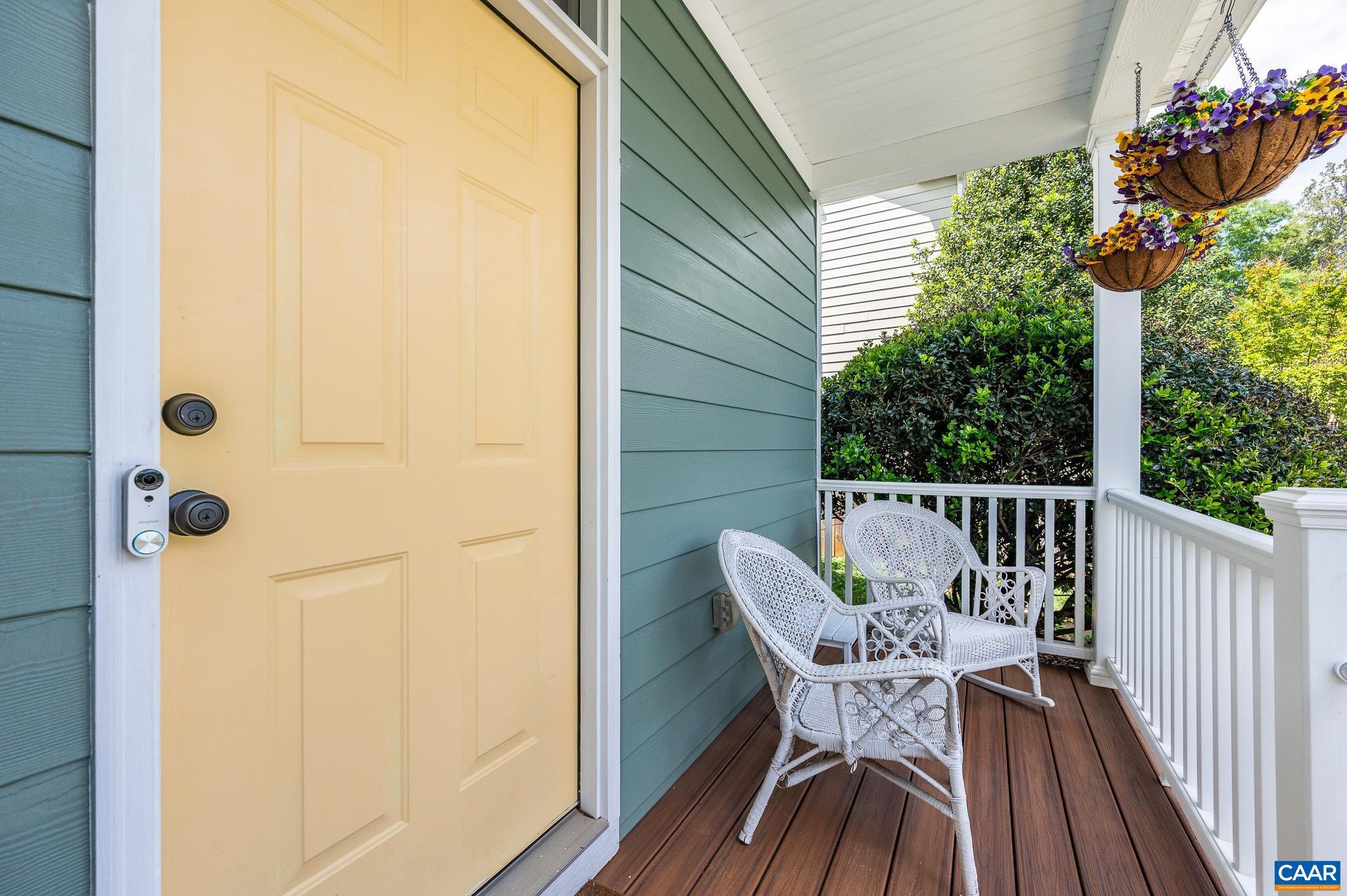 COUNTRY GREEN COTTAGES - Residential
