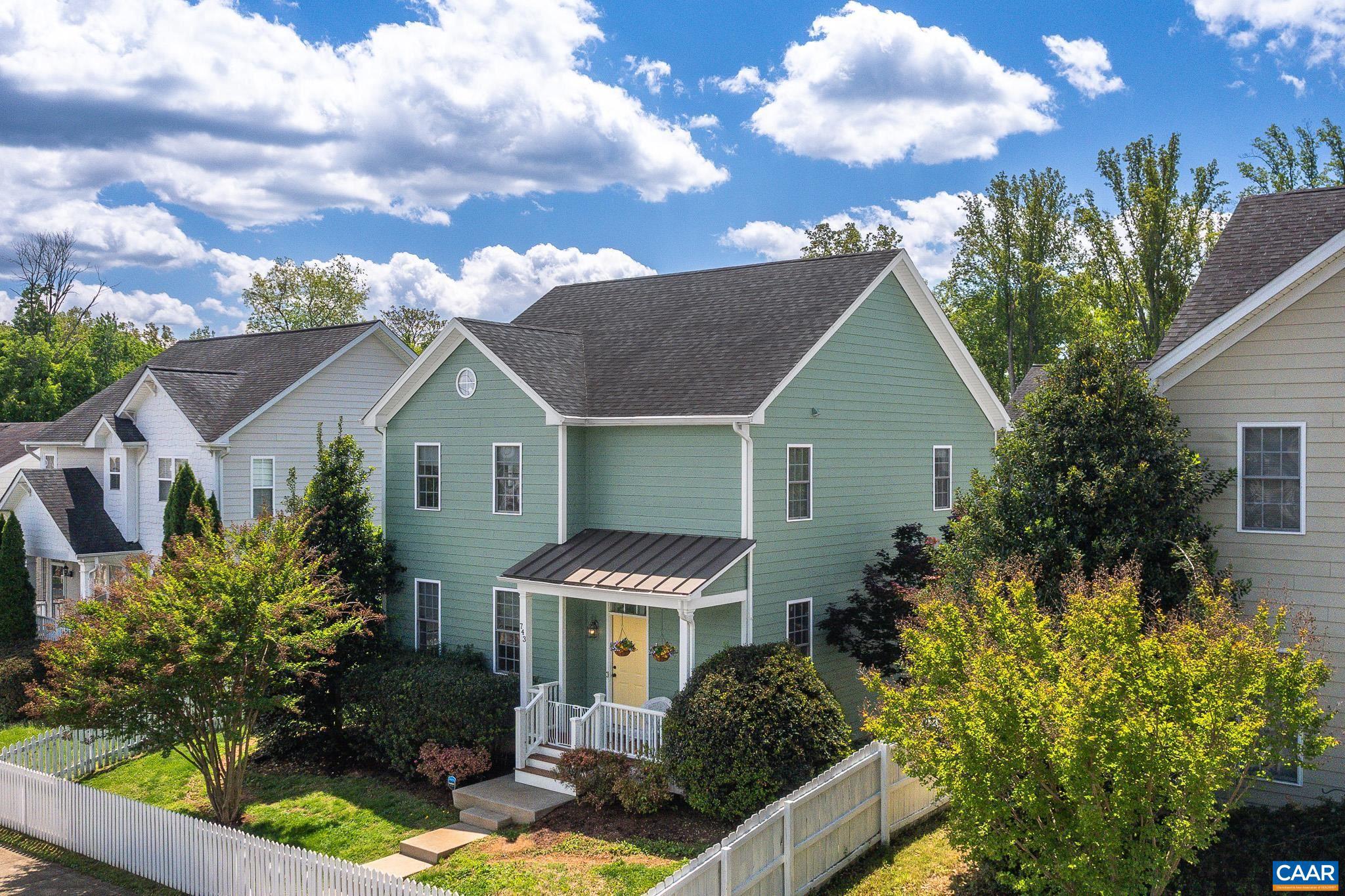 743 COUNTRY GREEN RD