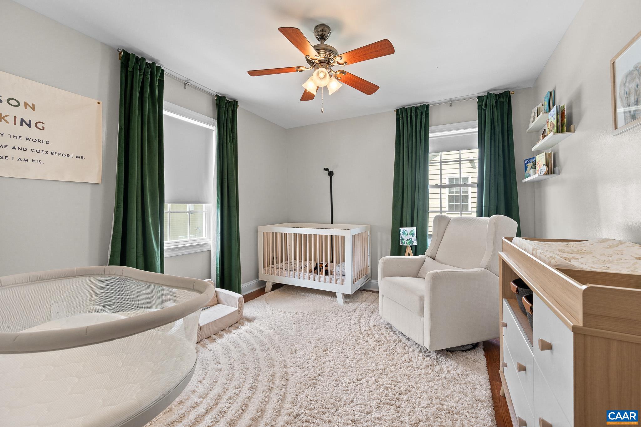 COUNTRY GREEN COTTAGES - Residential