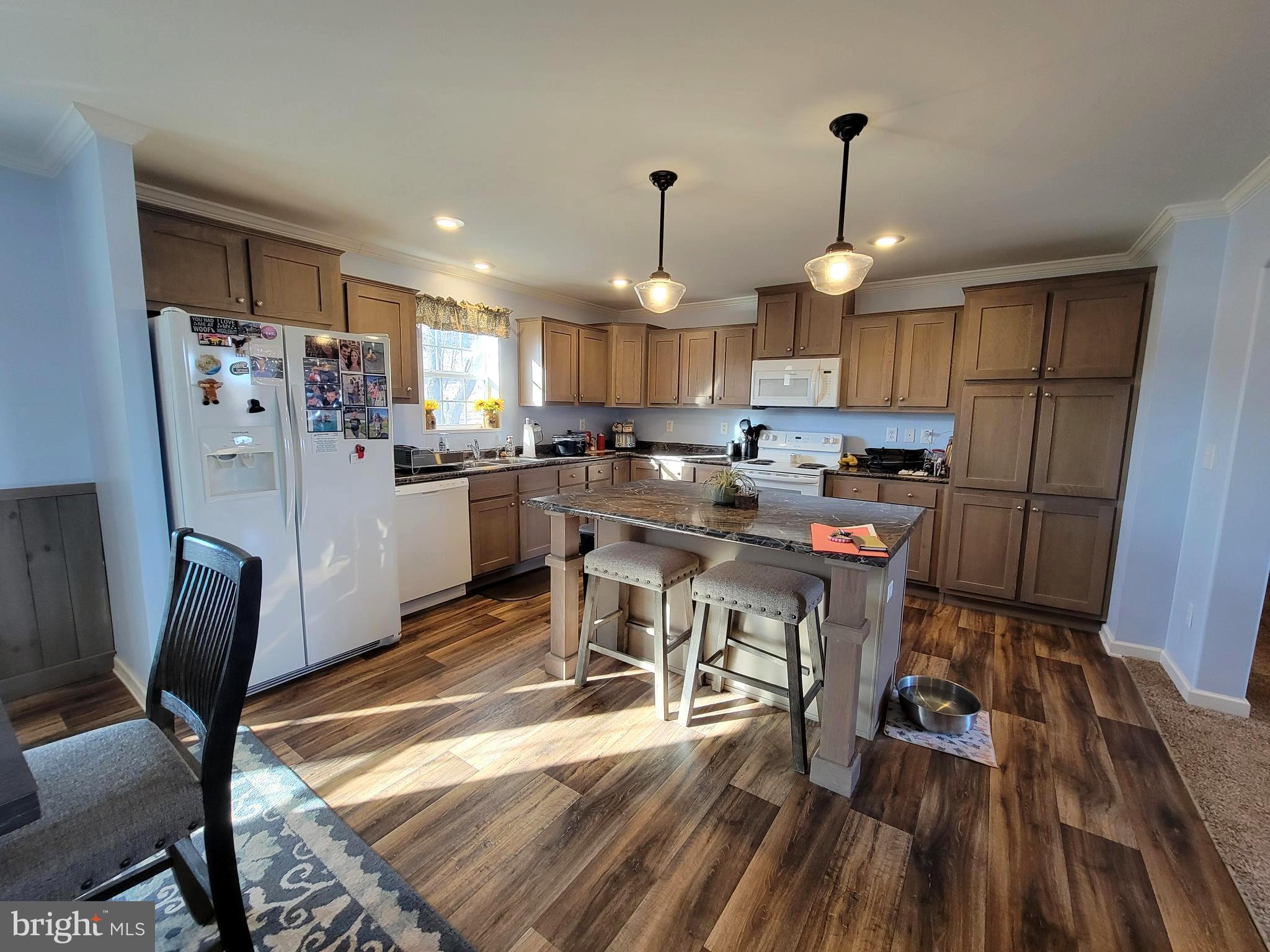 ROMNEY FRUIT RANCHES - Residential