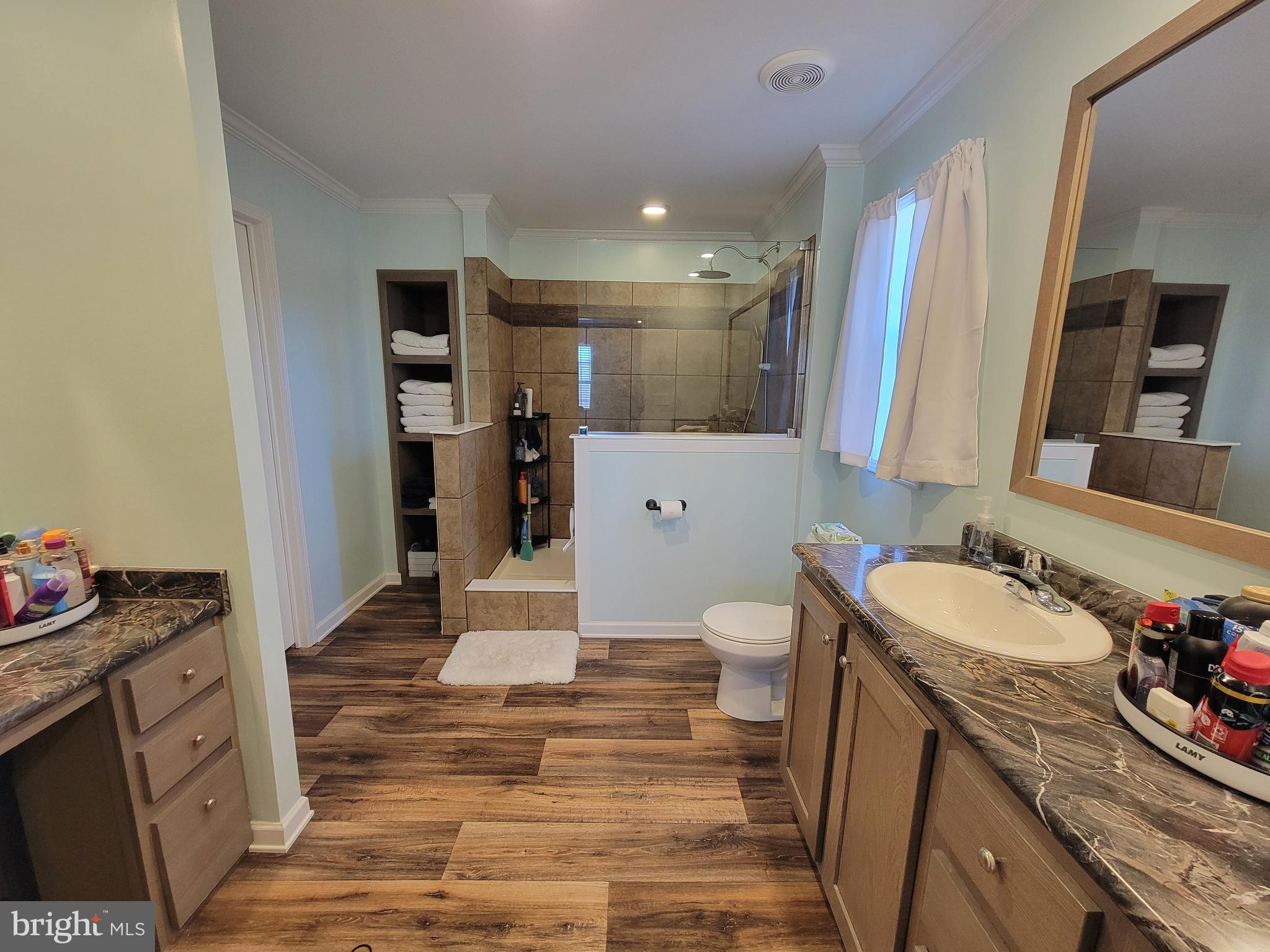 ROMNEY FRUIT RANCHES - Residential