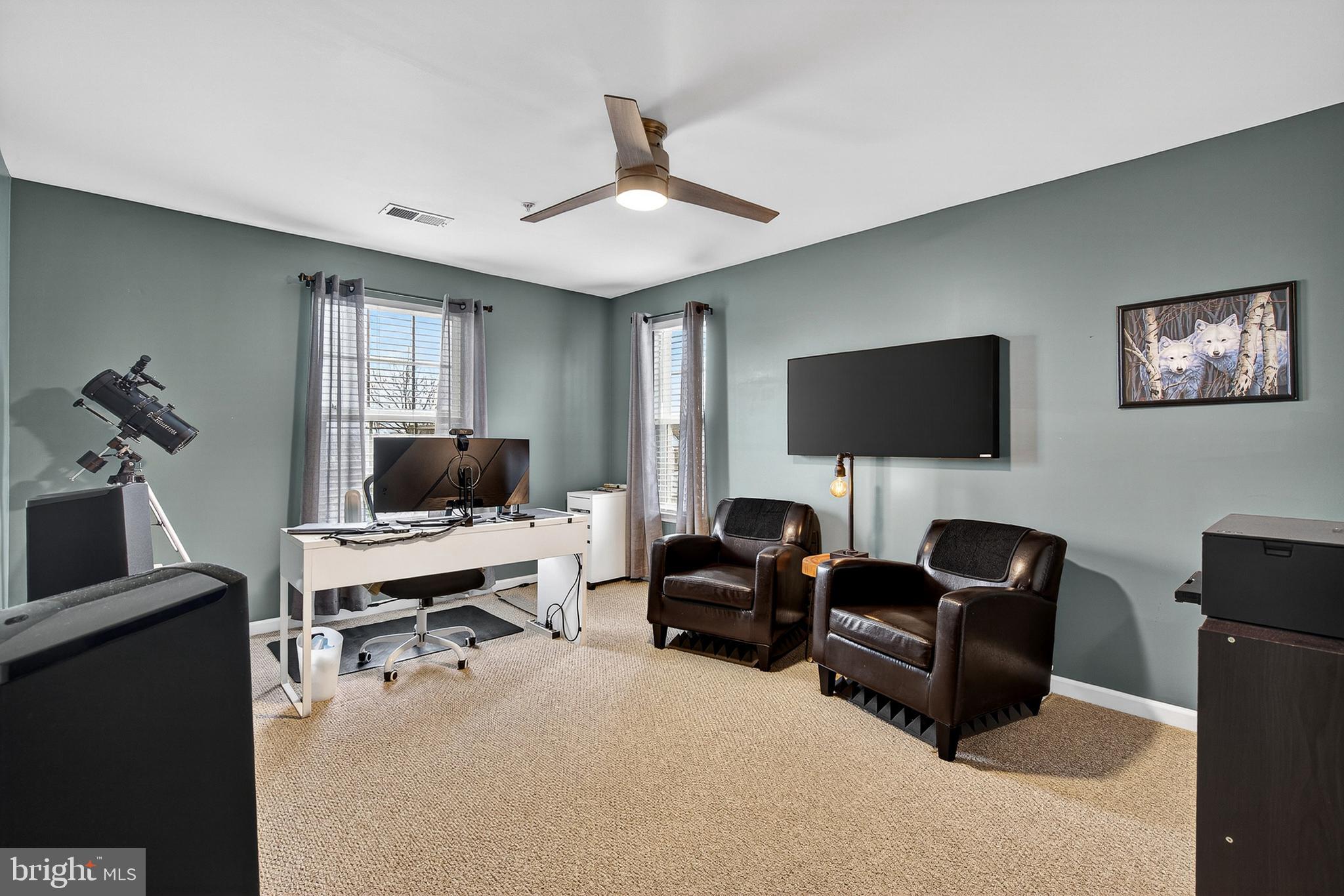 FIELDS AT ROCK GLENN - Residential