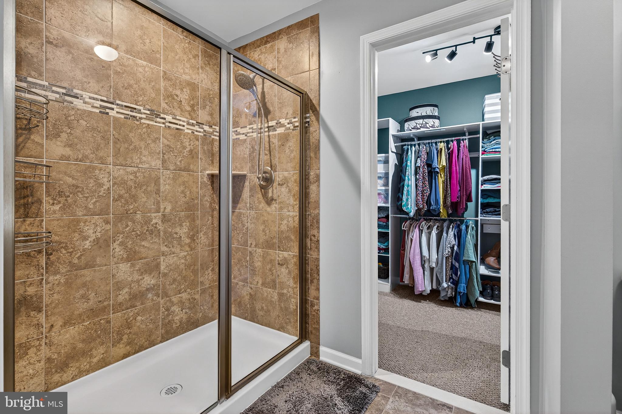 FIELDS AT ROCK GLENN - Residential