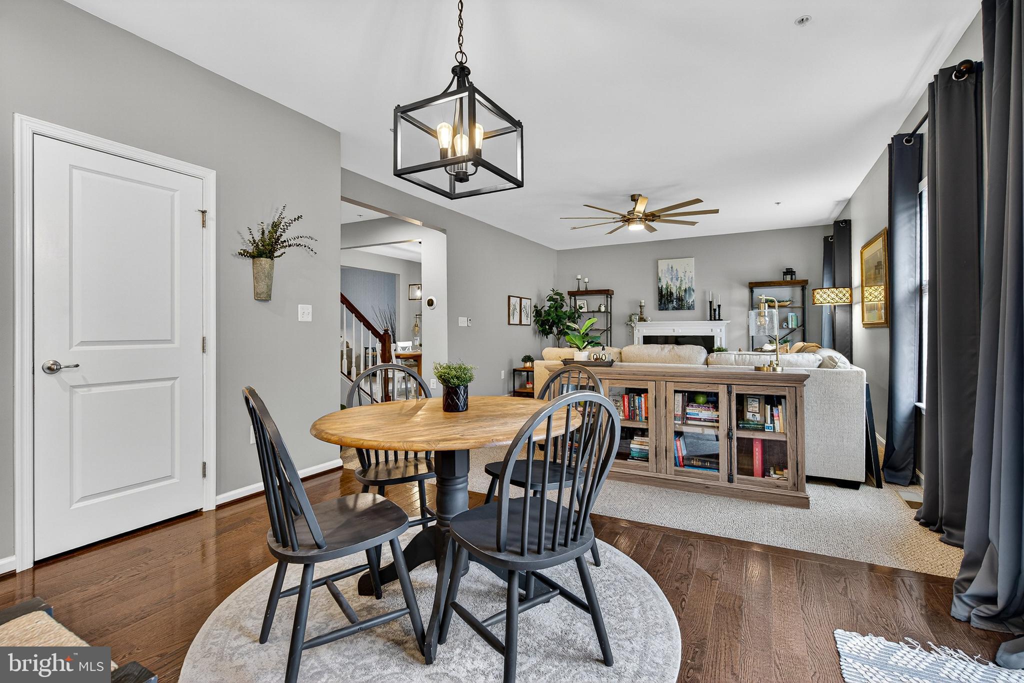 FIELDS AT ROCK GLENN - Residential