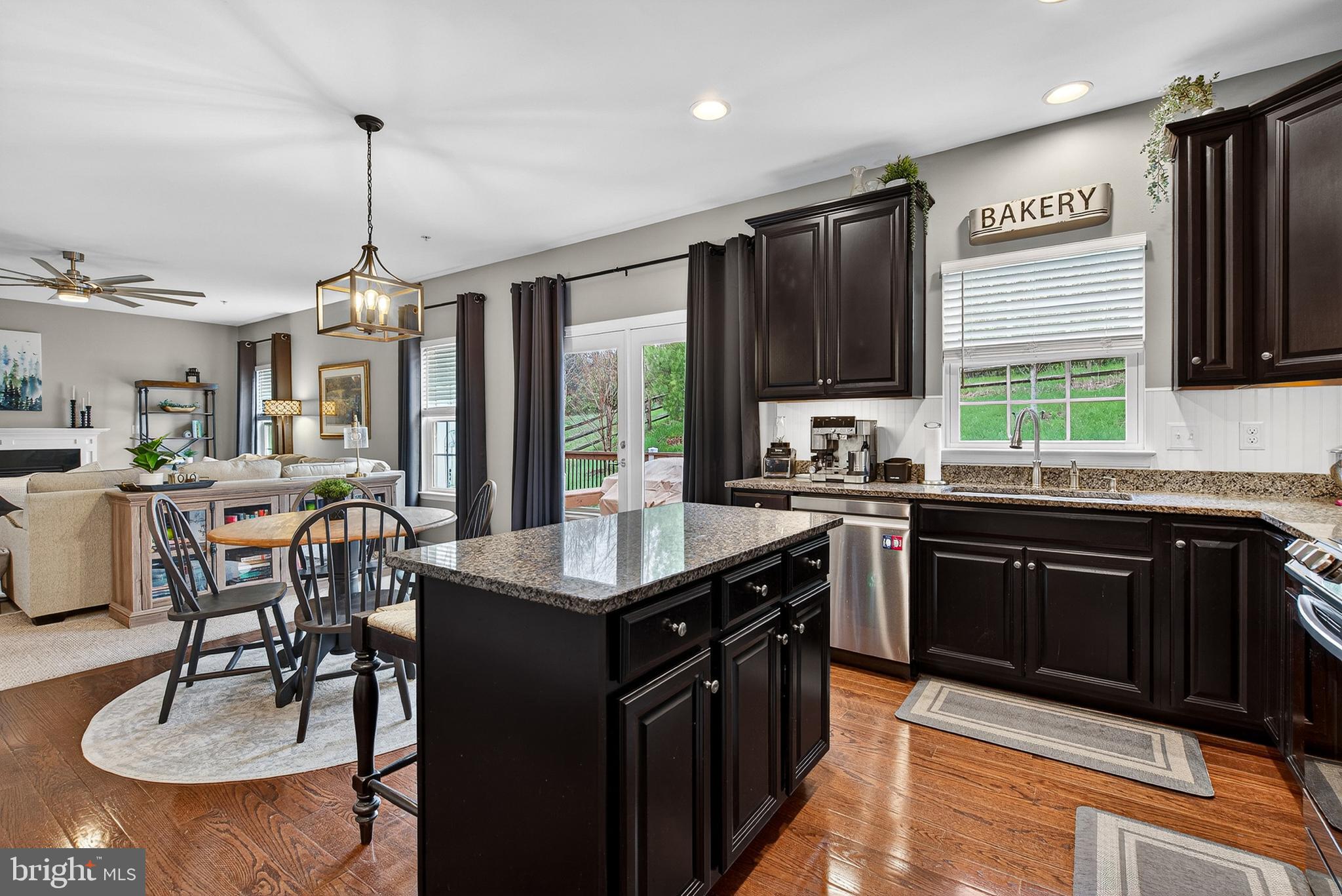 FIELDS AT ROCK GLENN - Residential