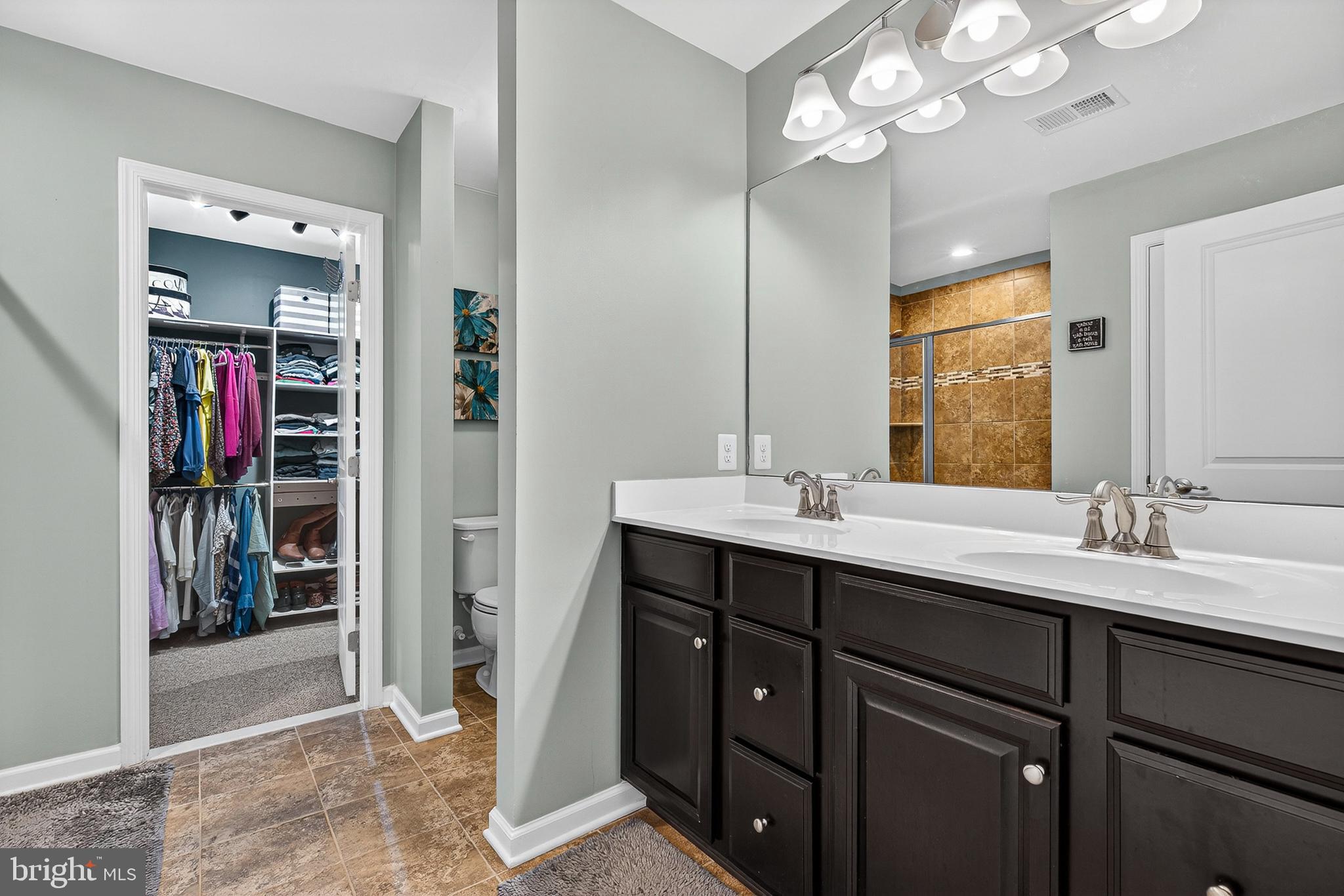 FIELDS AT ROCK GLENN - Residential