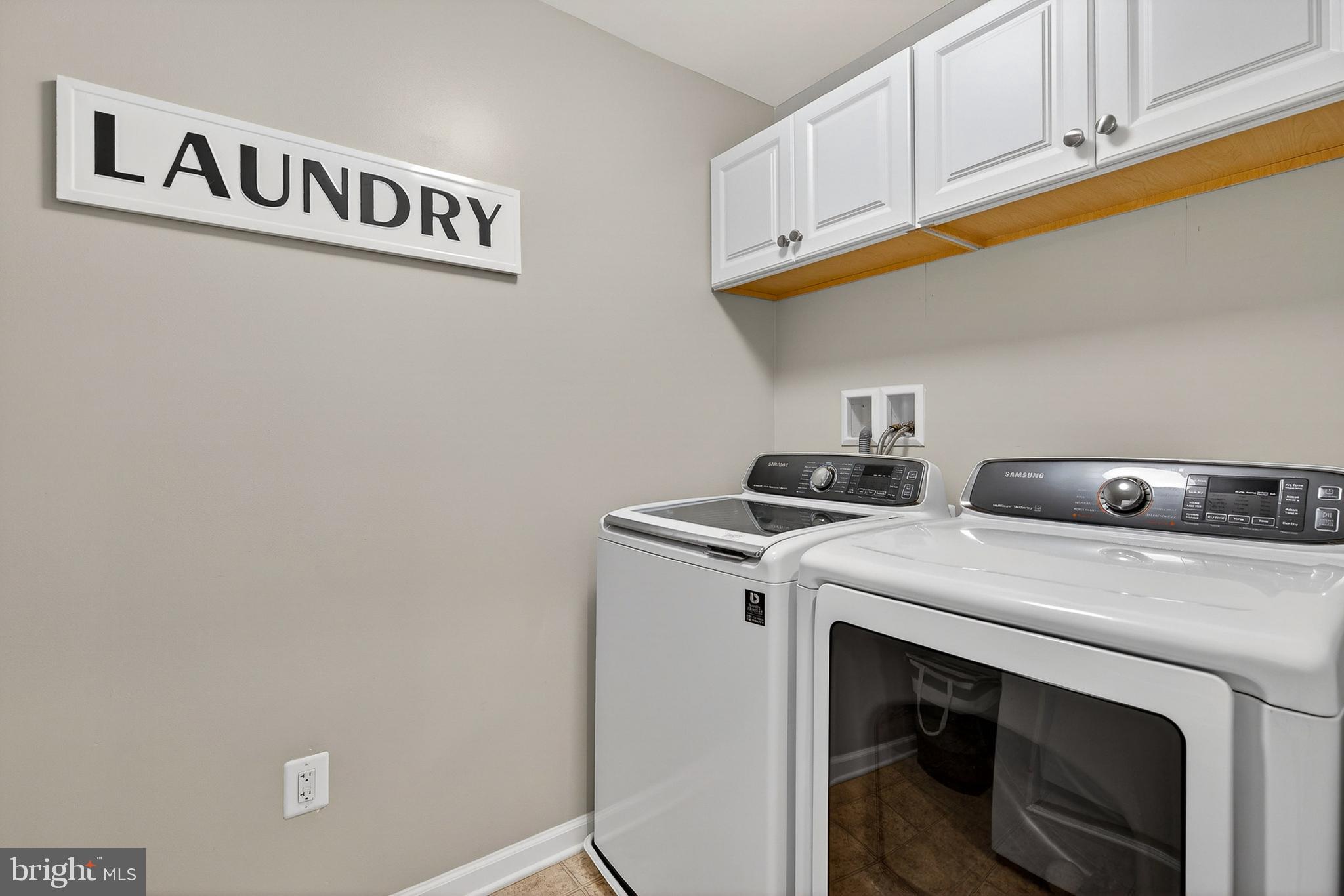 FIELDS AT ROCK GLENN - Residential