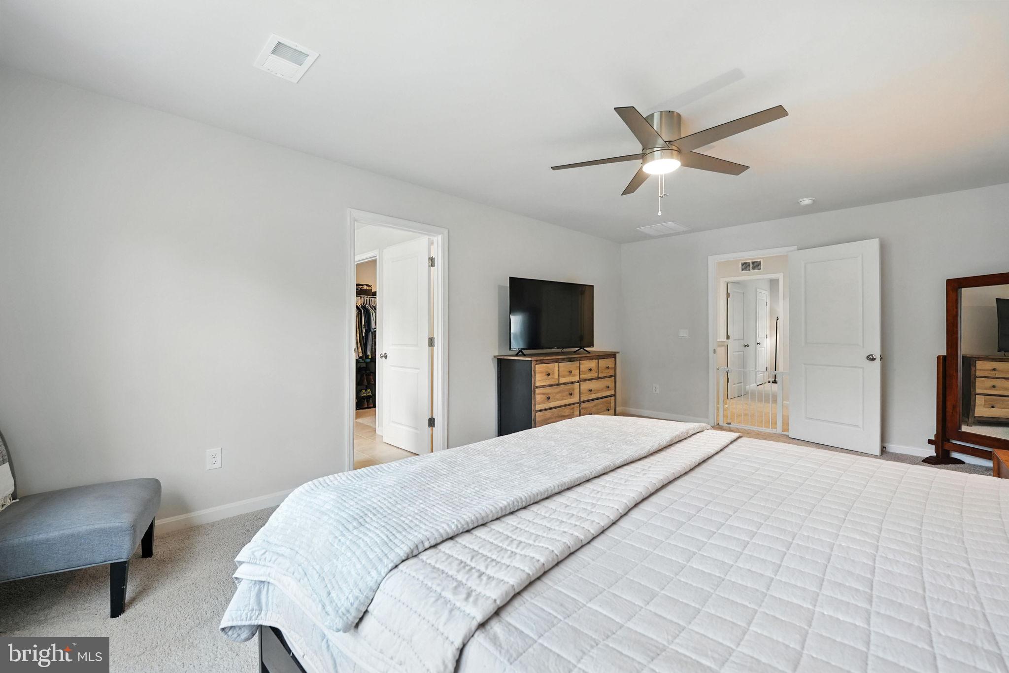 AQUIA OVERLOOK - Residential