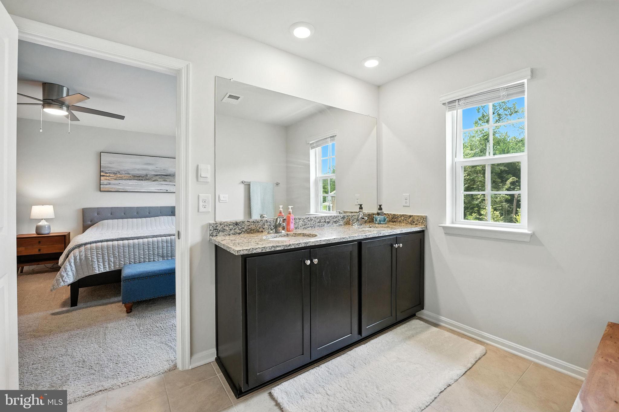 AQUIA OVERLOOK - Residential