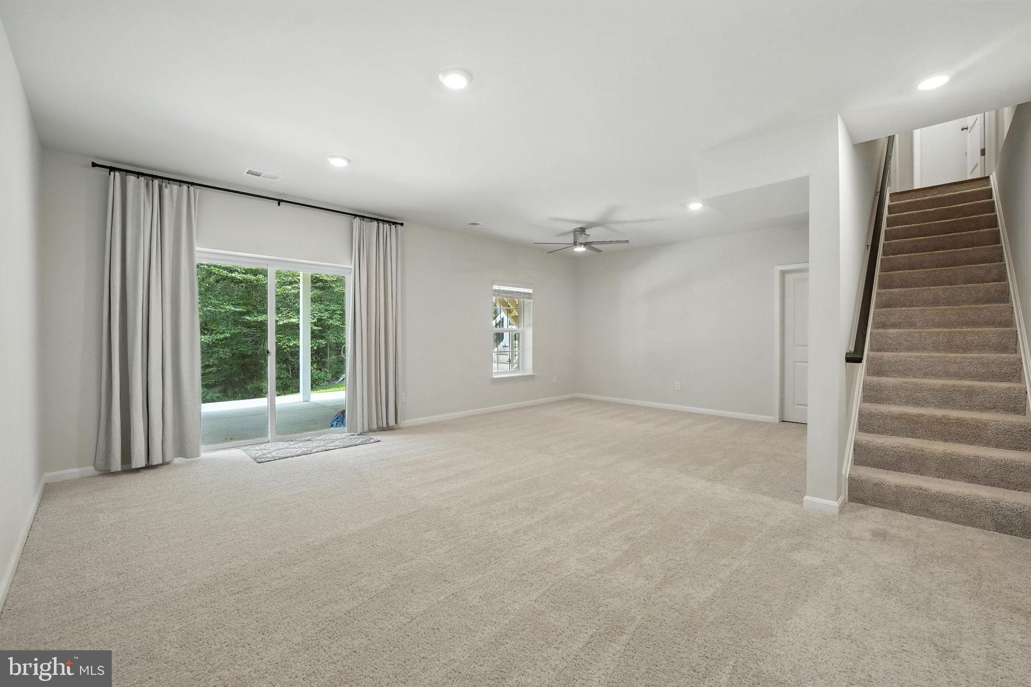 AQUIA OVERLOOK - Residential