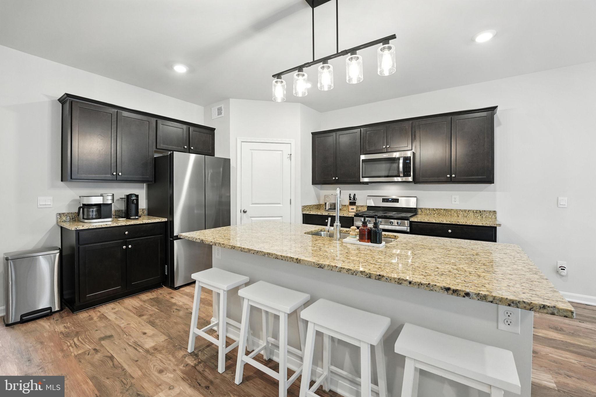 AQUIA OVERLOOK - Residential