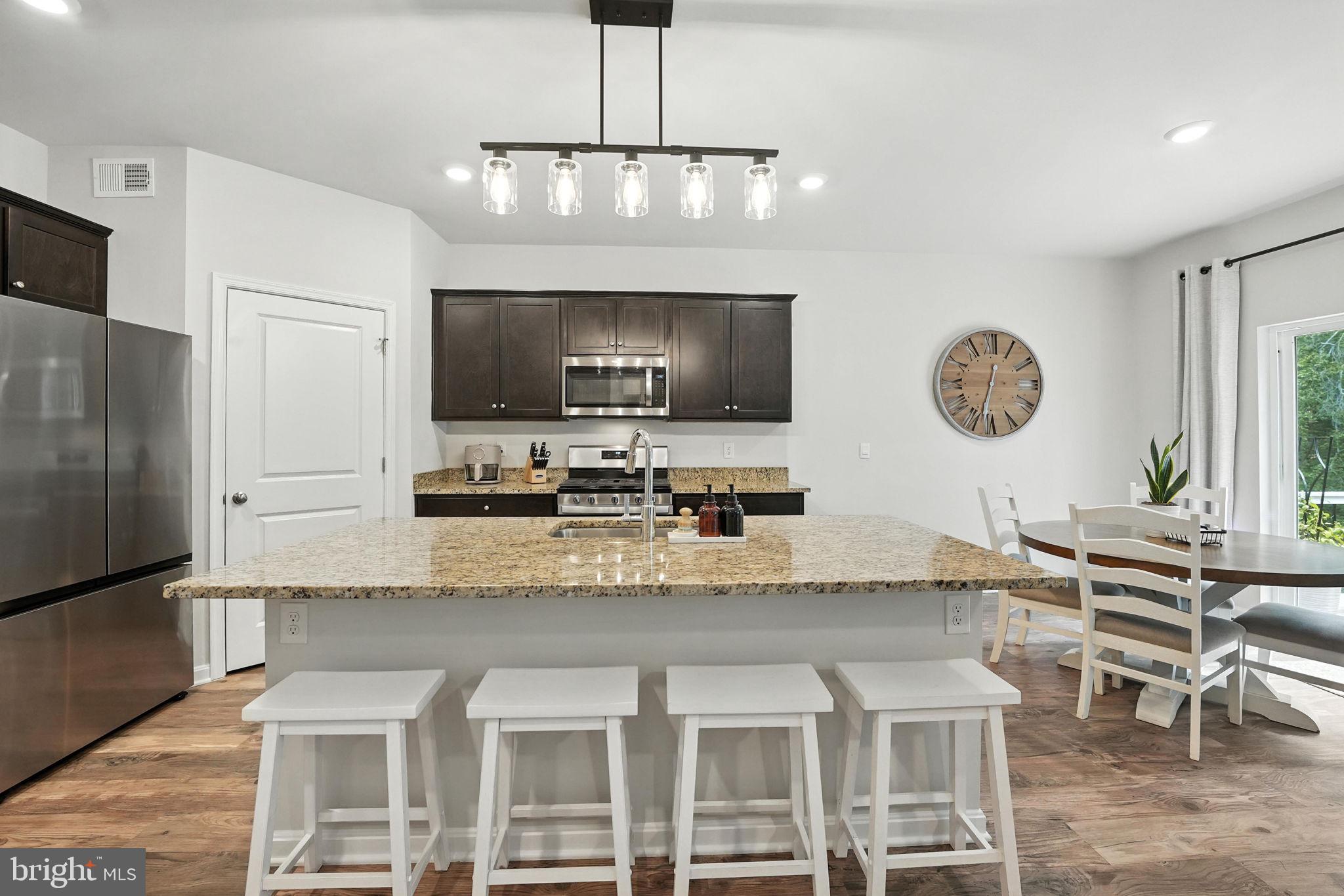 AQUIA OVERLOOK - Residential