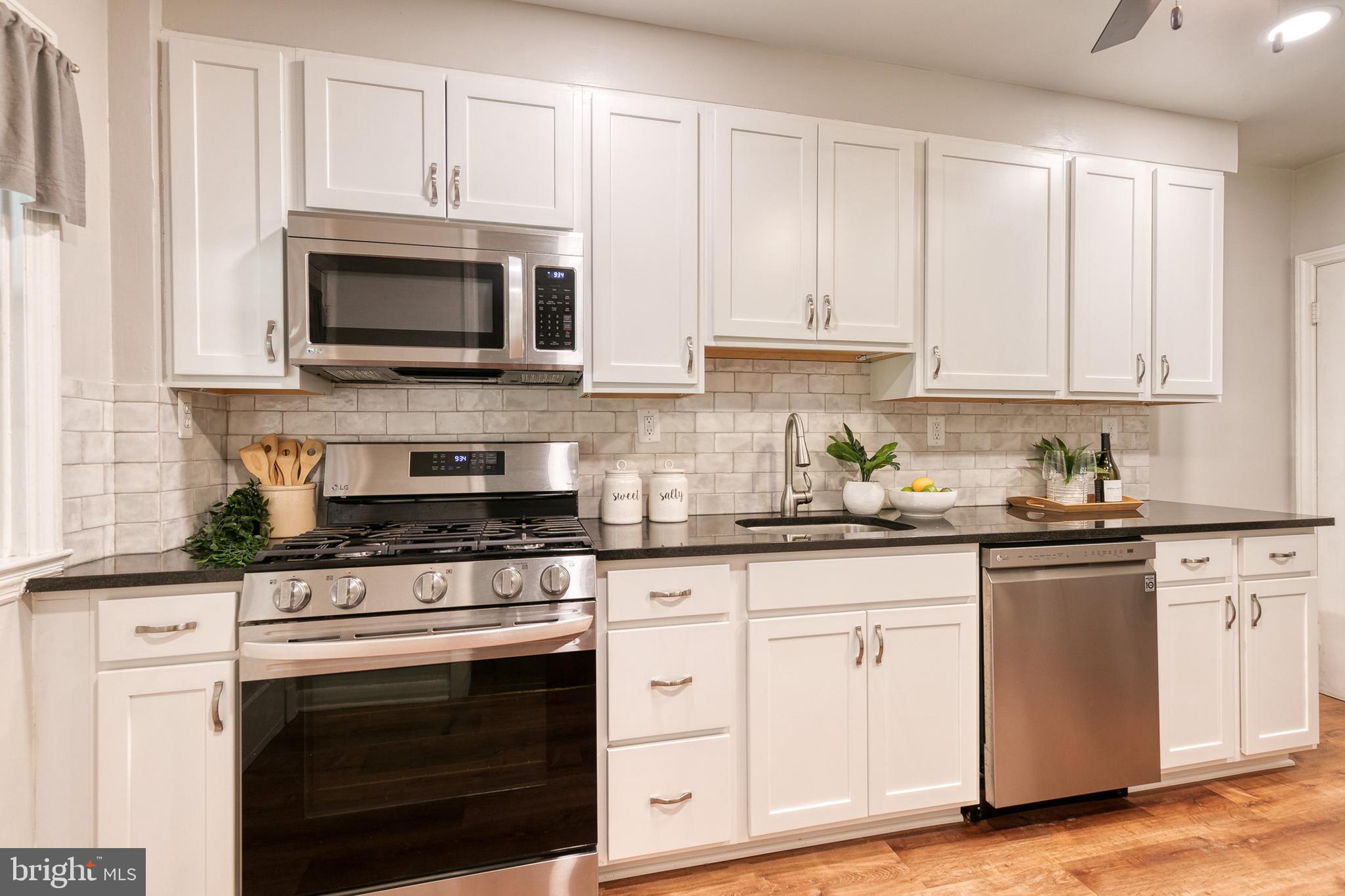 ACADEMY HEIGHTS - Residential