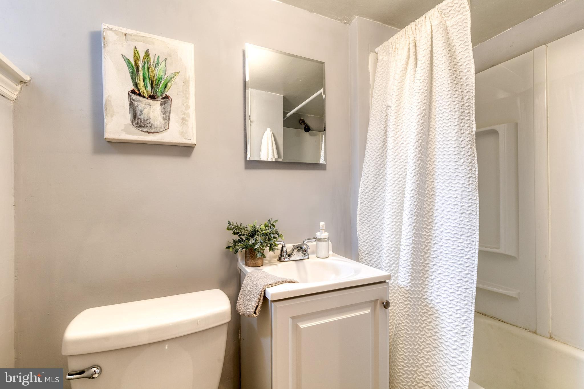 ACADEMY HEIGHTS - Residential