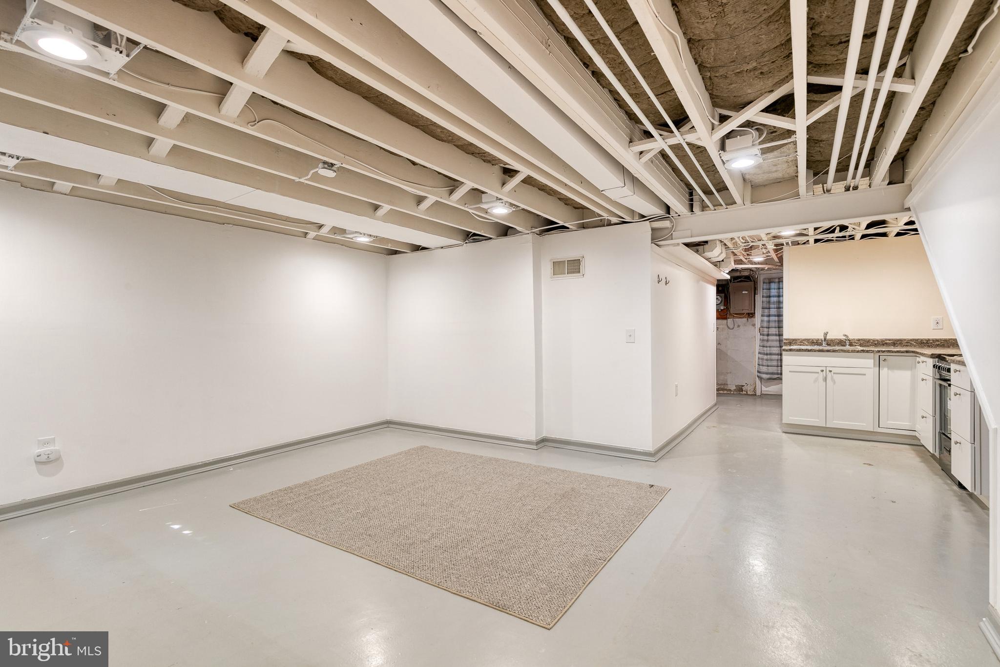 ACADEMY HEIGHTS - Residential