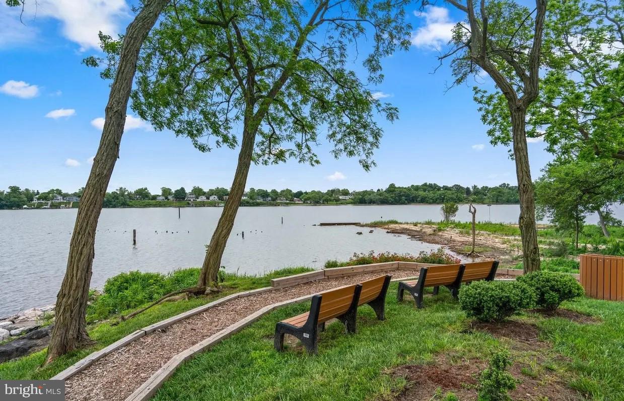 STONEY BEACH - Residential Lease