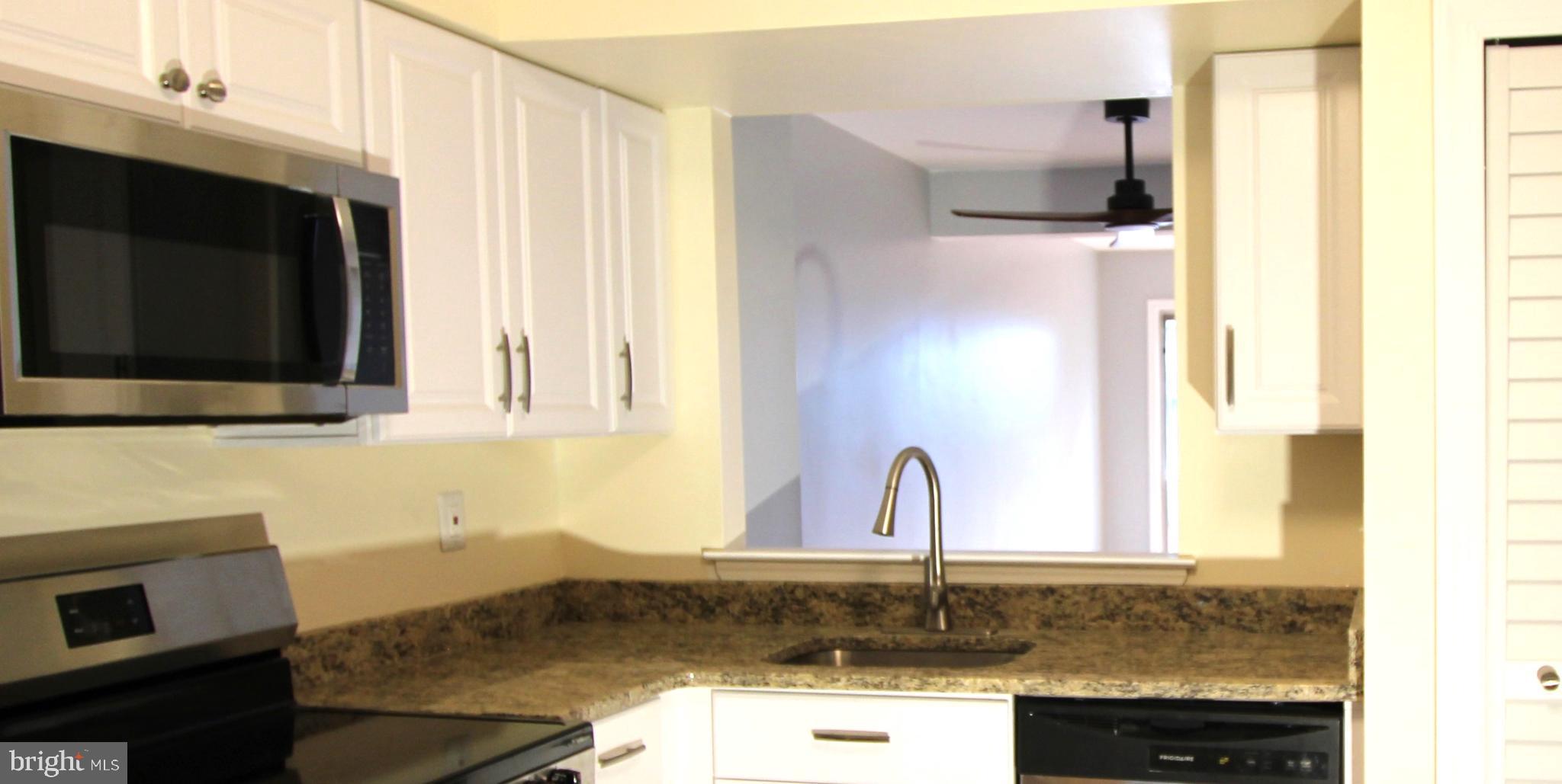 7827 HIDDEN CREEK WAY 8