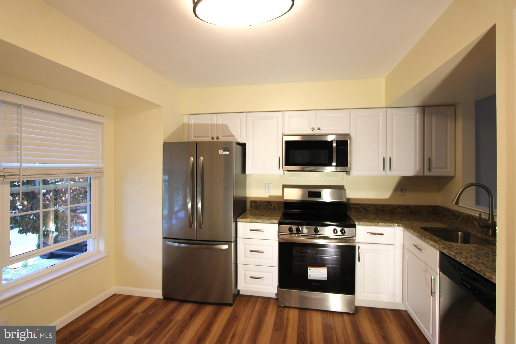 7827 HIDDEN CREEK WAY 8