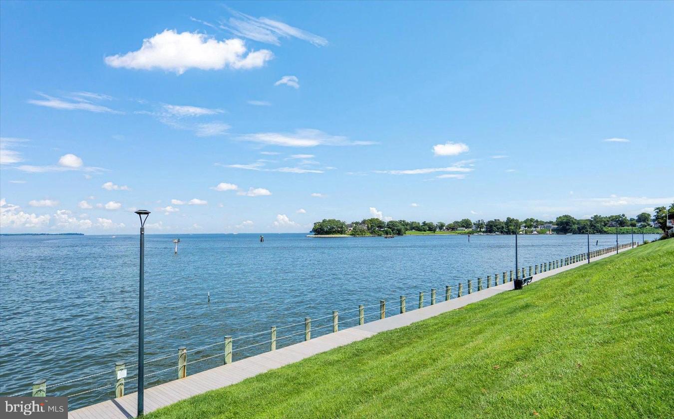 STONEY BEACH - Residential Lease