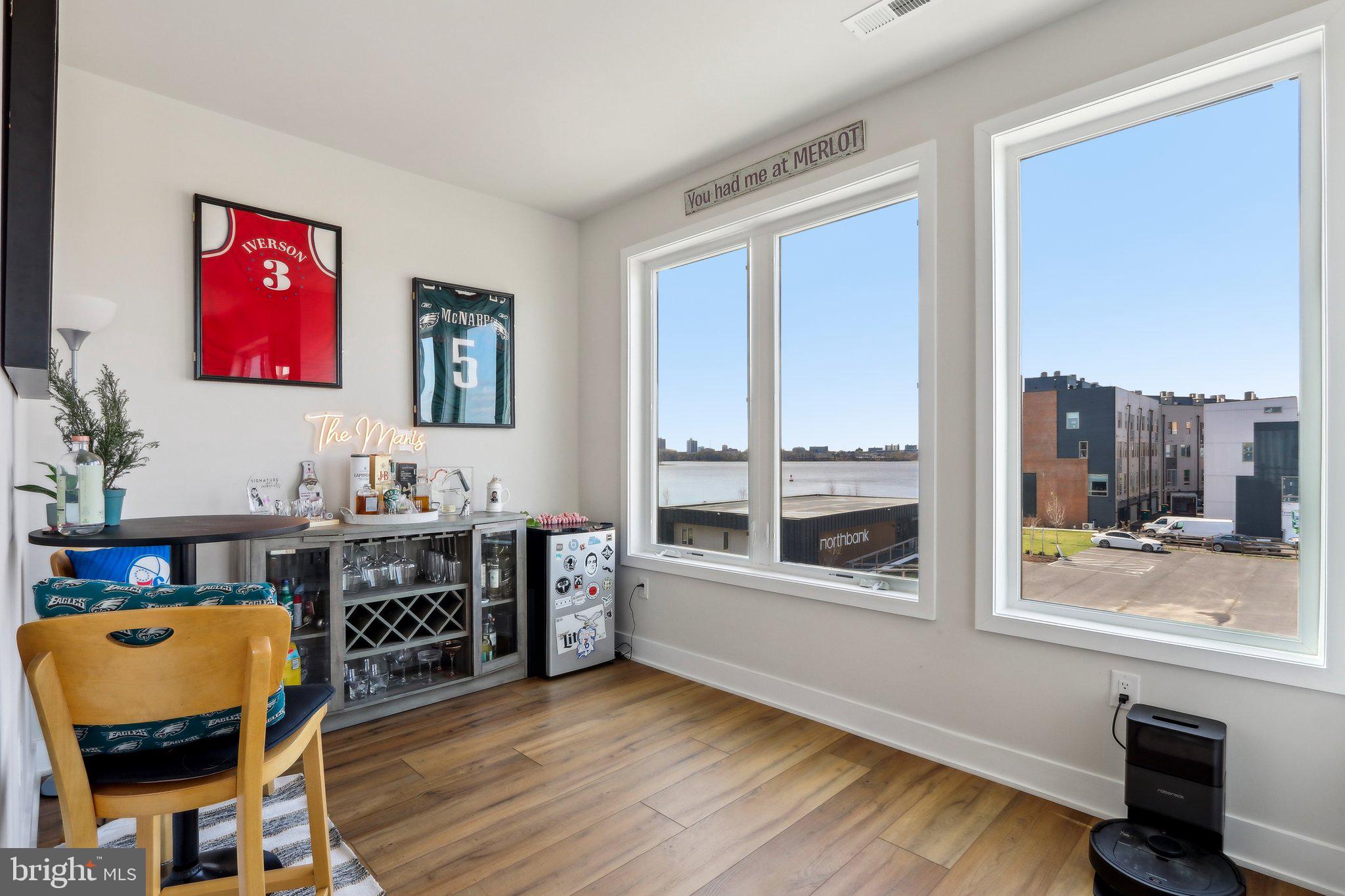 NORTHBANK - Residential