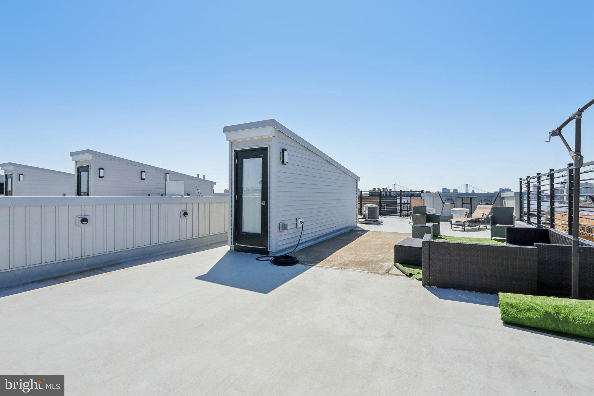 NORTHBANK - Residential