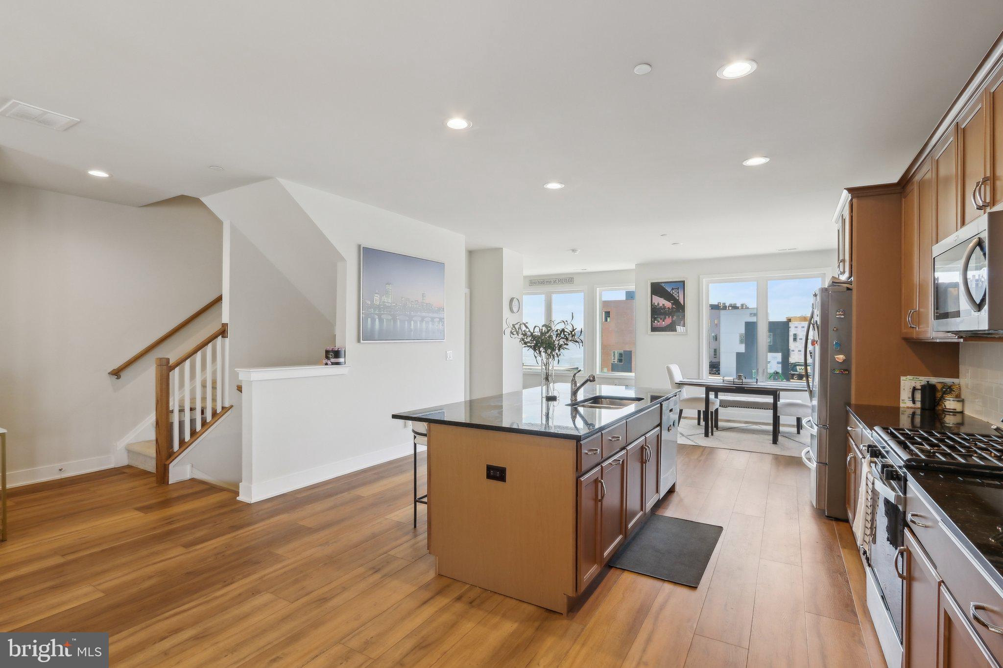 NORTHBANK - Residential