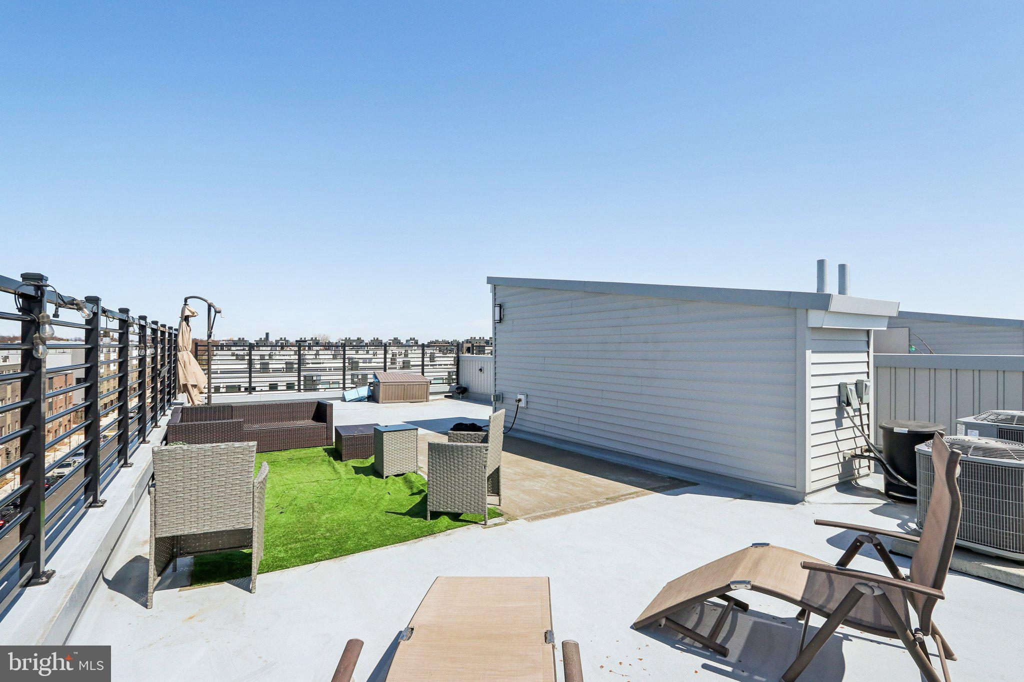 NORTHBANK - Residential